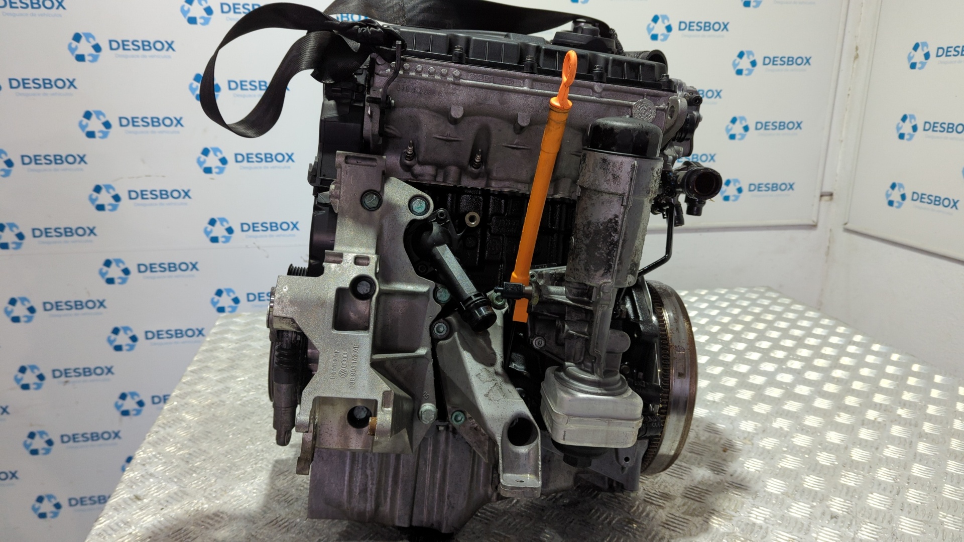 MOTOR VOLKSWAGEN PASSAT BERLINA (3B3) - vista 3