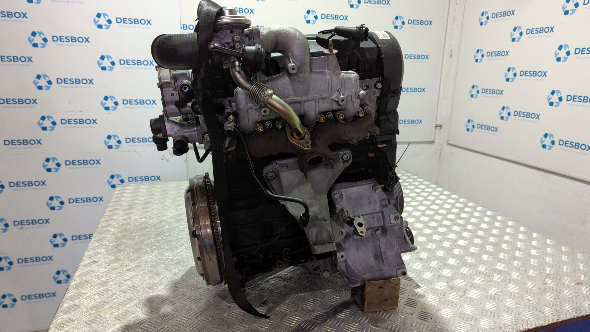 MOTOR VOLKSWAGEN PASSAT BERLINA (3B3) - vista 5
