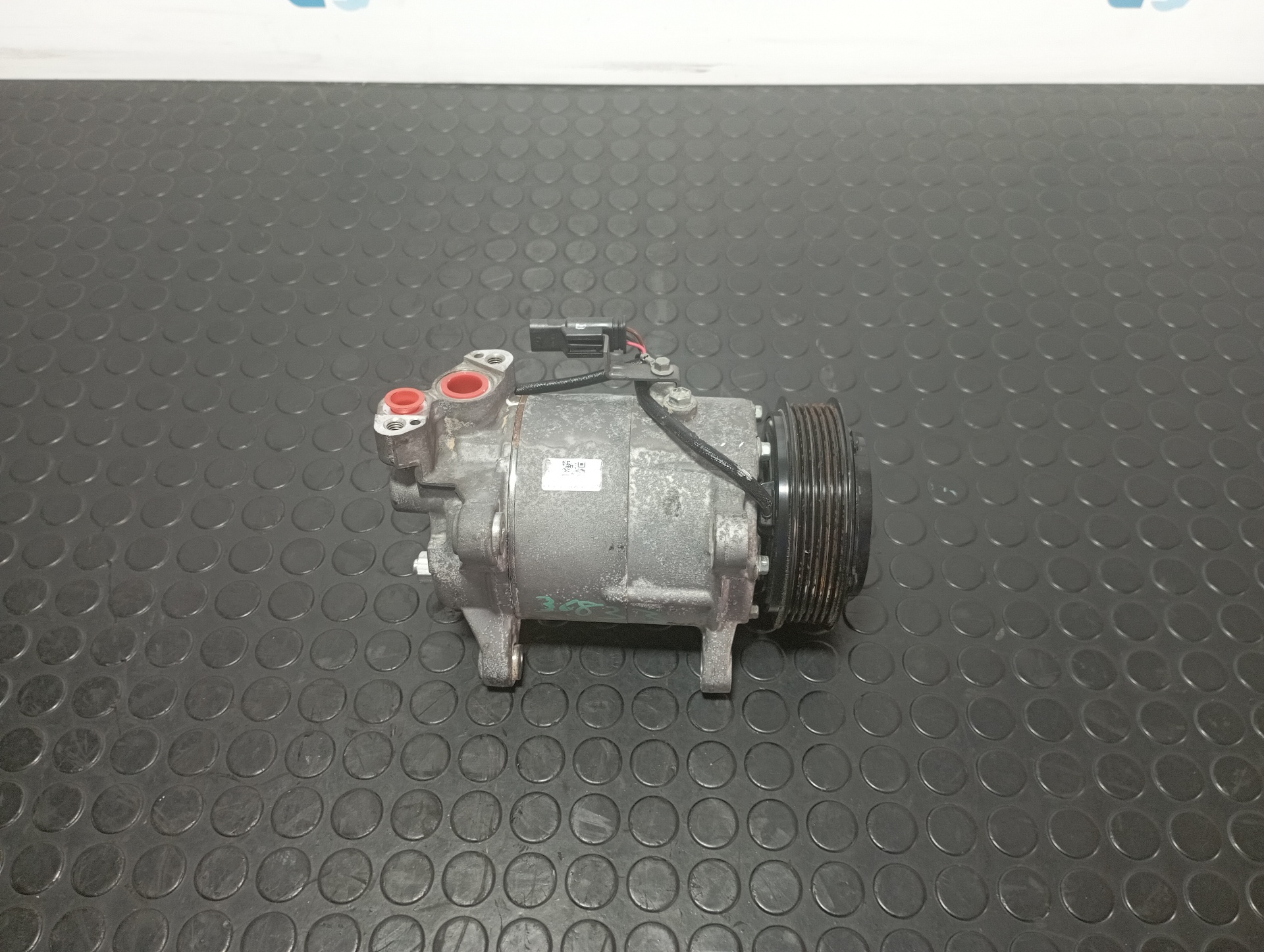 COMPRESOR AIRE ACONDICIONADO BMW SERIE X1 (F48) - vista 2