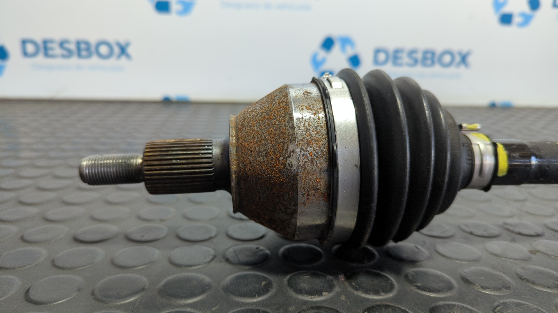 TRANSMISION DELANTERA DERECHA VOLKSWAGEN POLO VI (AE1) - vista 3