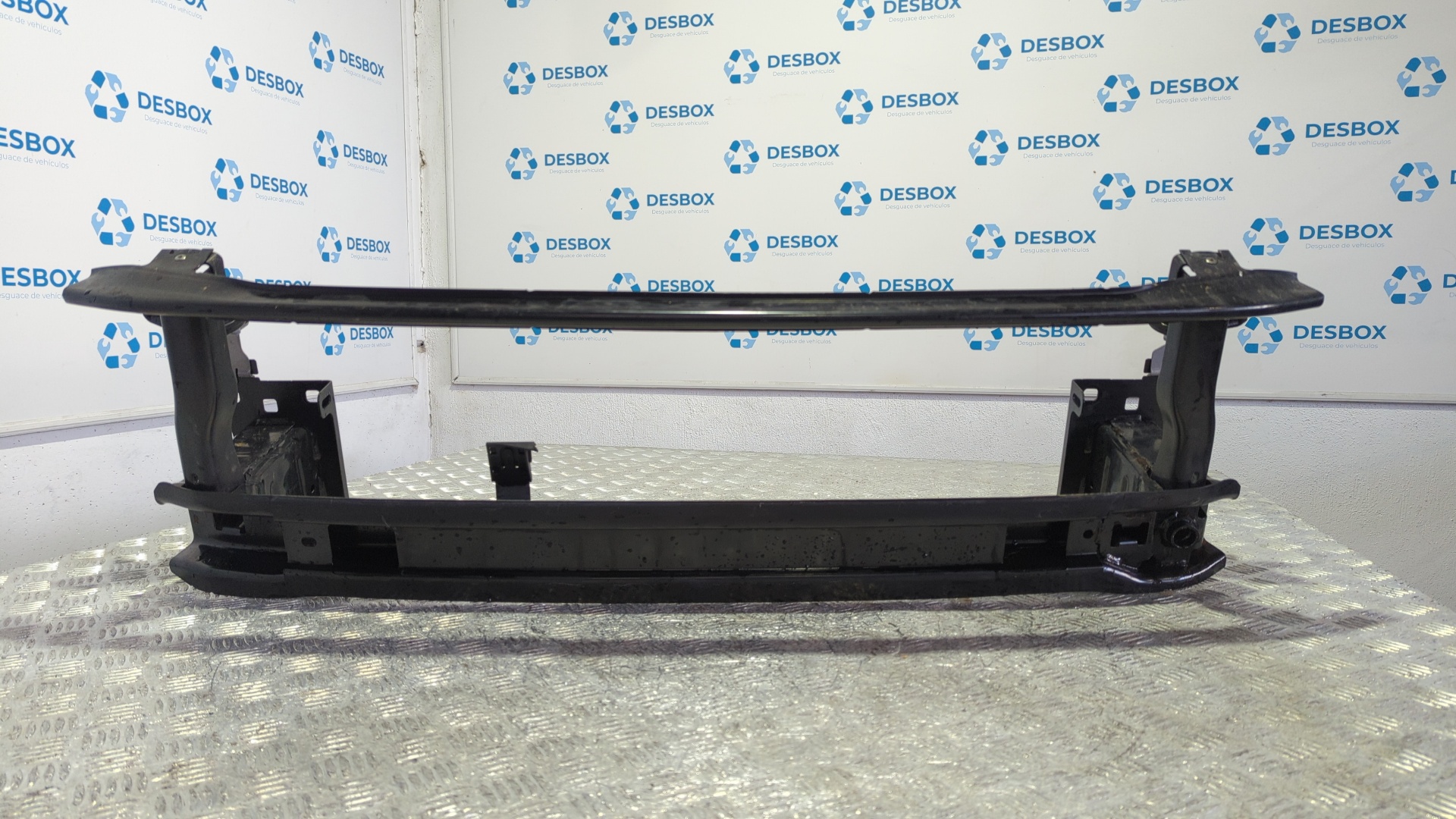 REFUERZO PARAGOLPES DELANTERO VOLKSWAGEN POLO