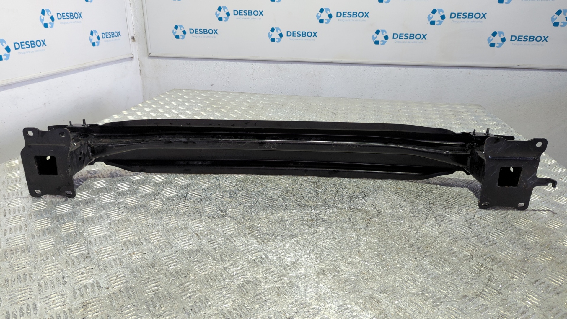 REFUERZO PARAGOLPES TRASERO VOLKSWAGEN POLO VI (AE1) - vista 3