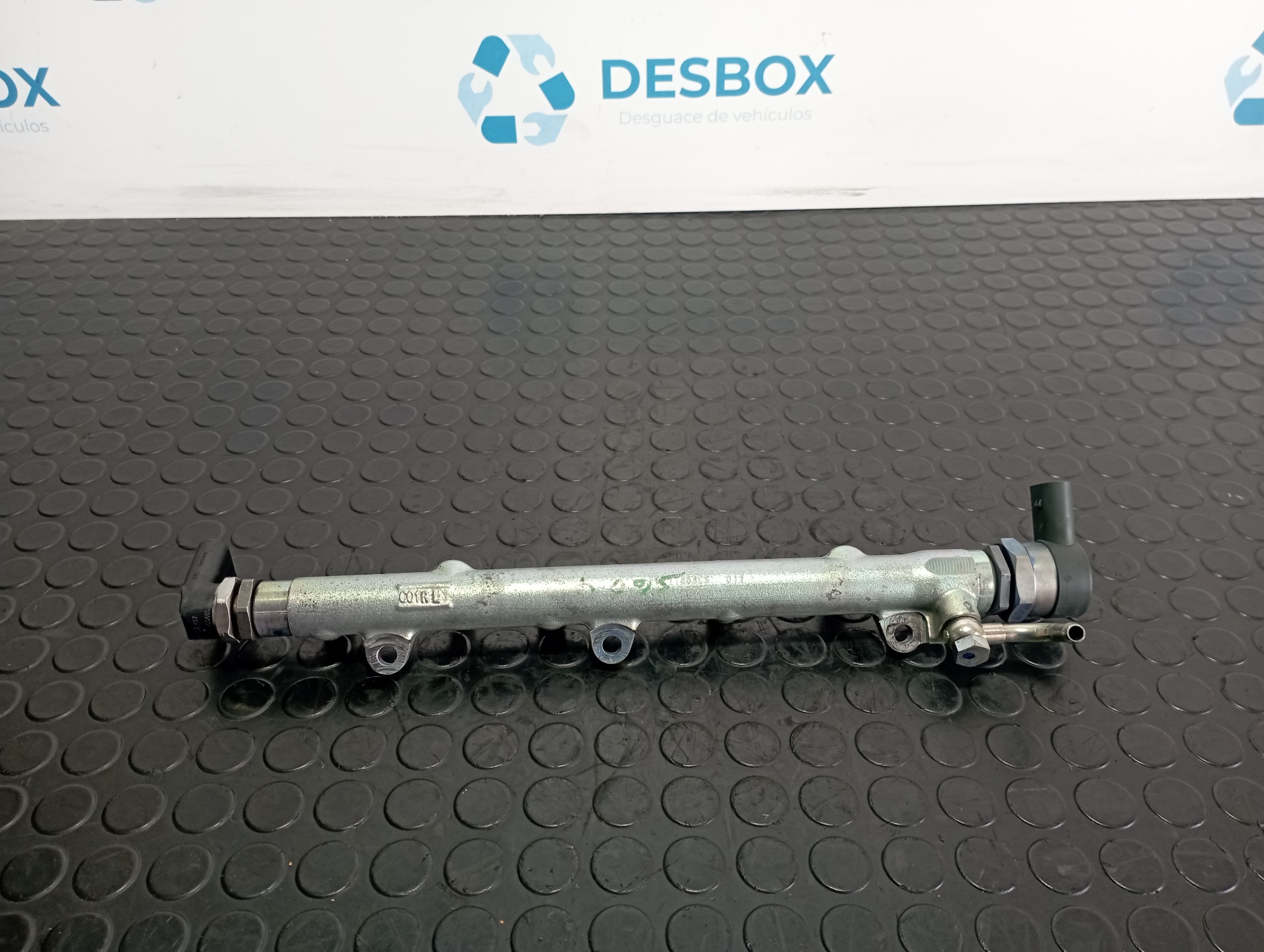 RAMPA INYECTORA BMW SERIE 1 BERLINA (E81/E87) - vista 2