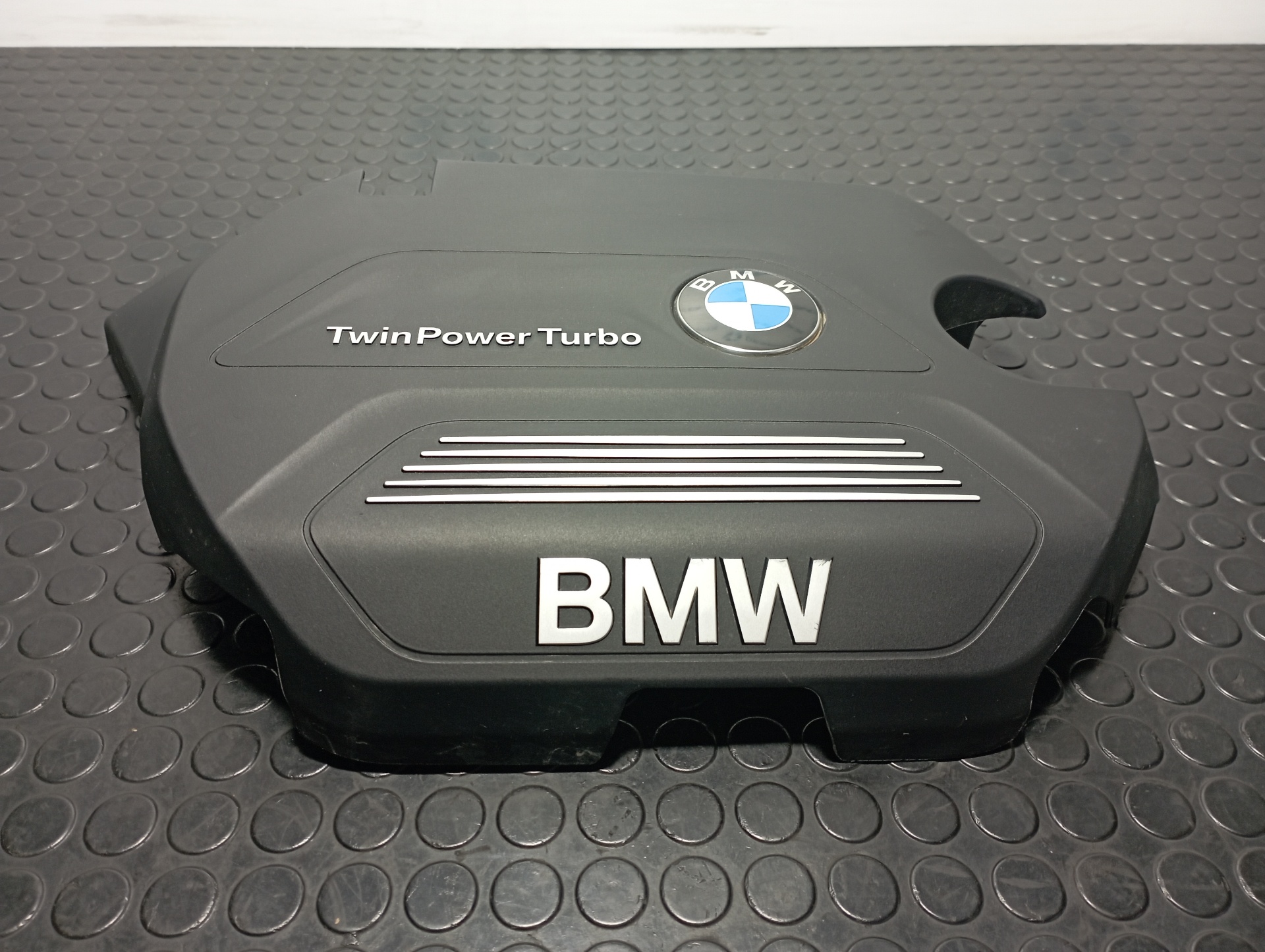 TAPA MOTOR BMW SERIE X1 (F48)