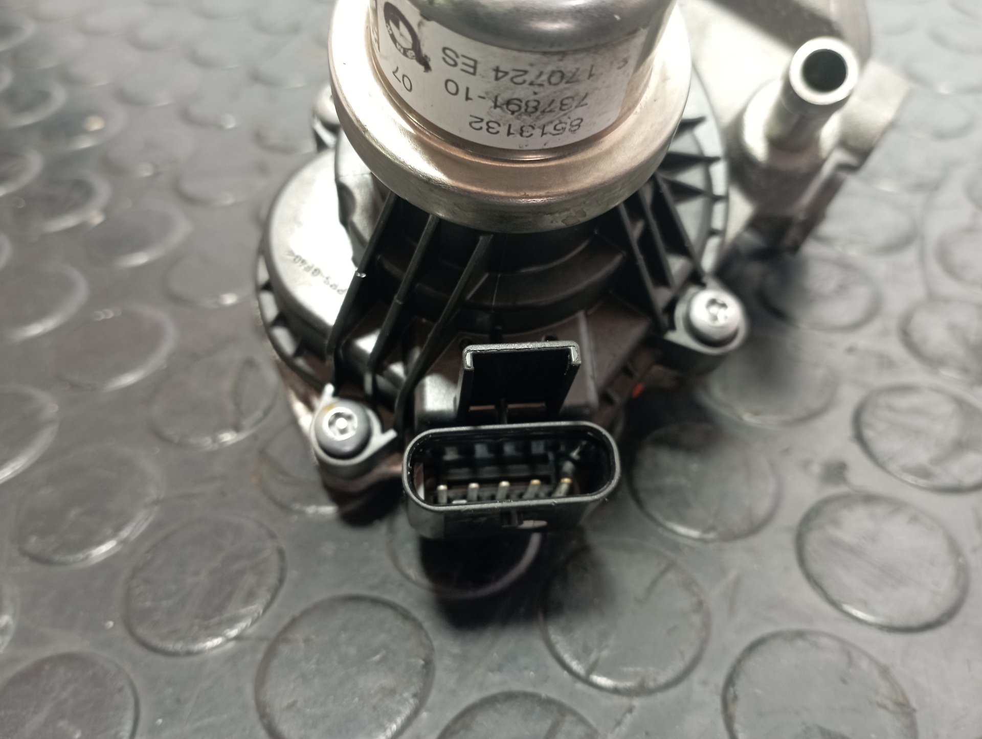 VALVULA EGR BMW SERIE X1 (F48) - vista 2