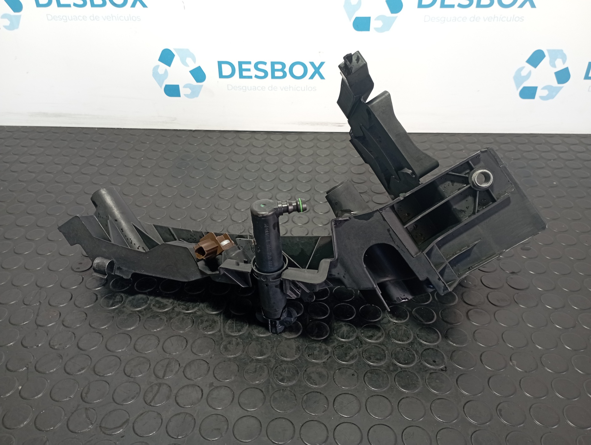 SOPORTE FARO IZQUIERDO AUDI Q5 (8R)