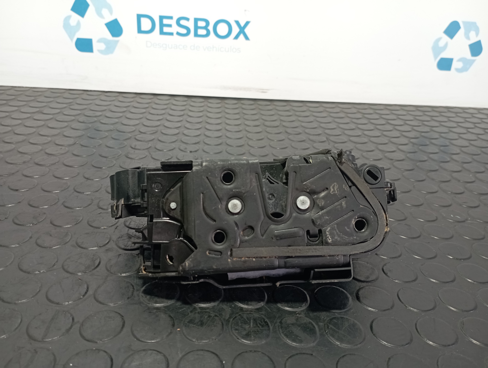 CERRADURA PUERTA TRASERA DERECHA VOLKSWAGEN T-CROSS (D31) - vista 3