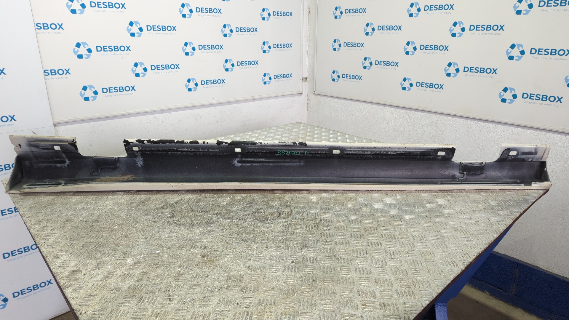 TALONERA DERECHA  MERCEDES-BENZ CLASE A (W176) - vista 5