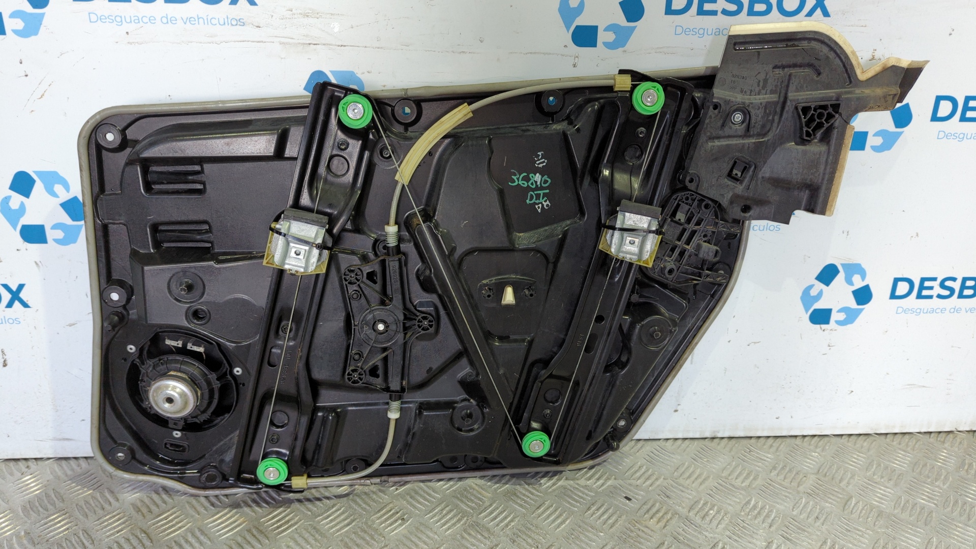 ELEVALUNAS DELANTERO IZQUIERDO MERCEDES-BENZ CLASE A (W176)