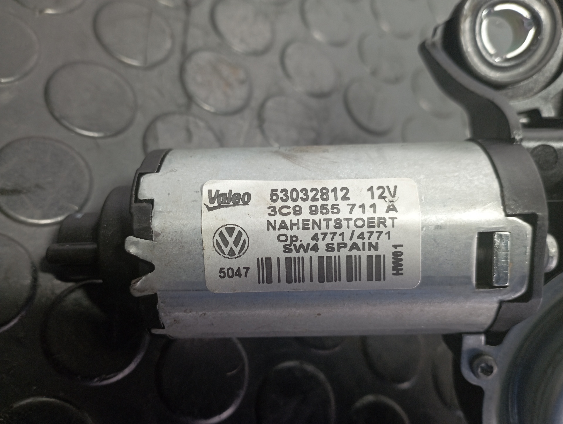 MOTOR LIMPIA TRASERO VOLKSWAGEN PASSAT VARIANT (3C5) - vista 3