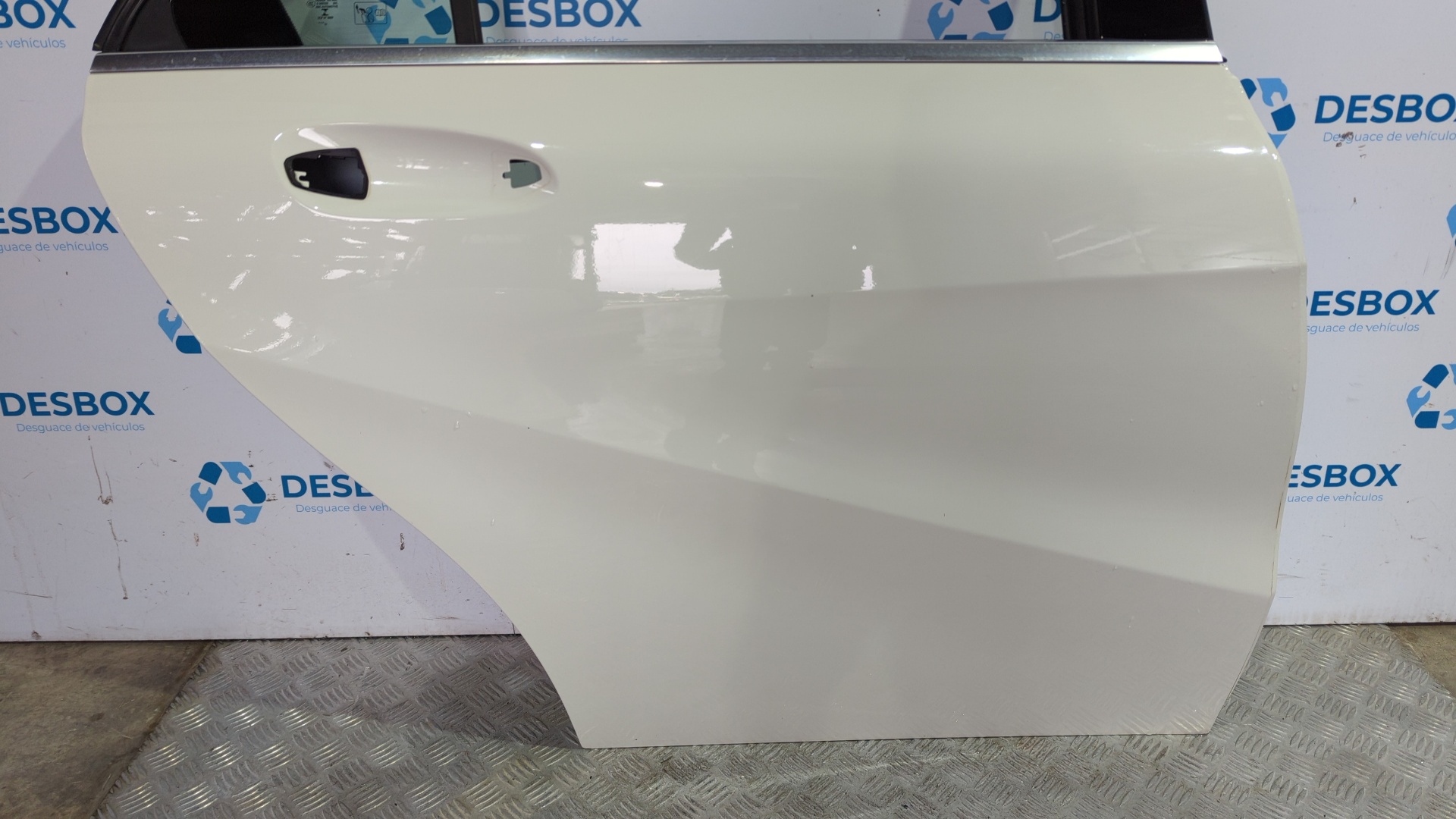 PUERTA TRASERA DERECHA MERCEDES-BENZ CLASE A (W176) - vista 3