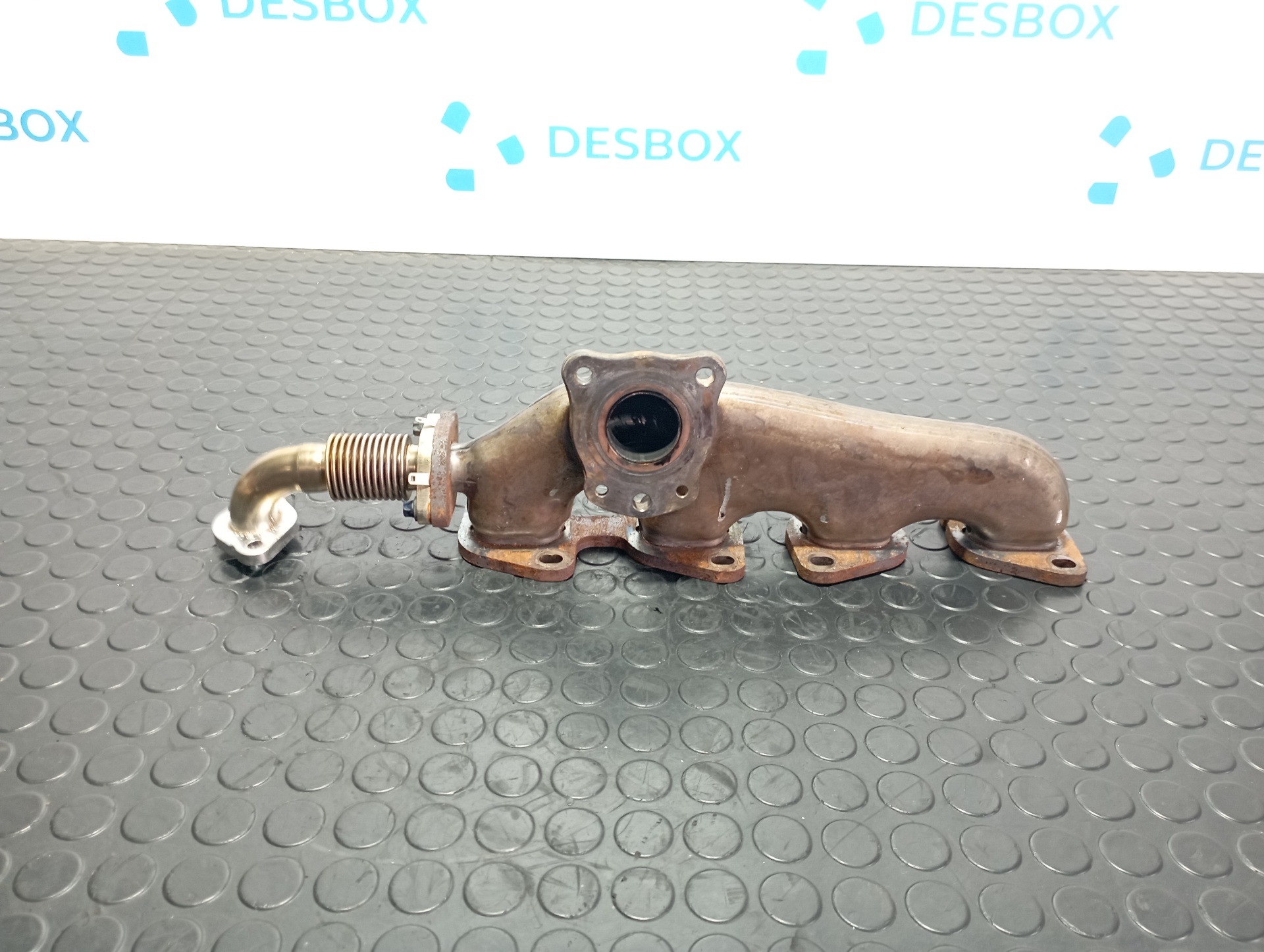 COLECTOR ESCAPE MERCEDES-BENZ CLASE A (W176) - vista 3