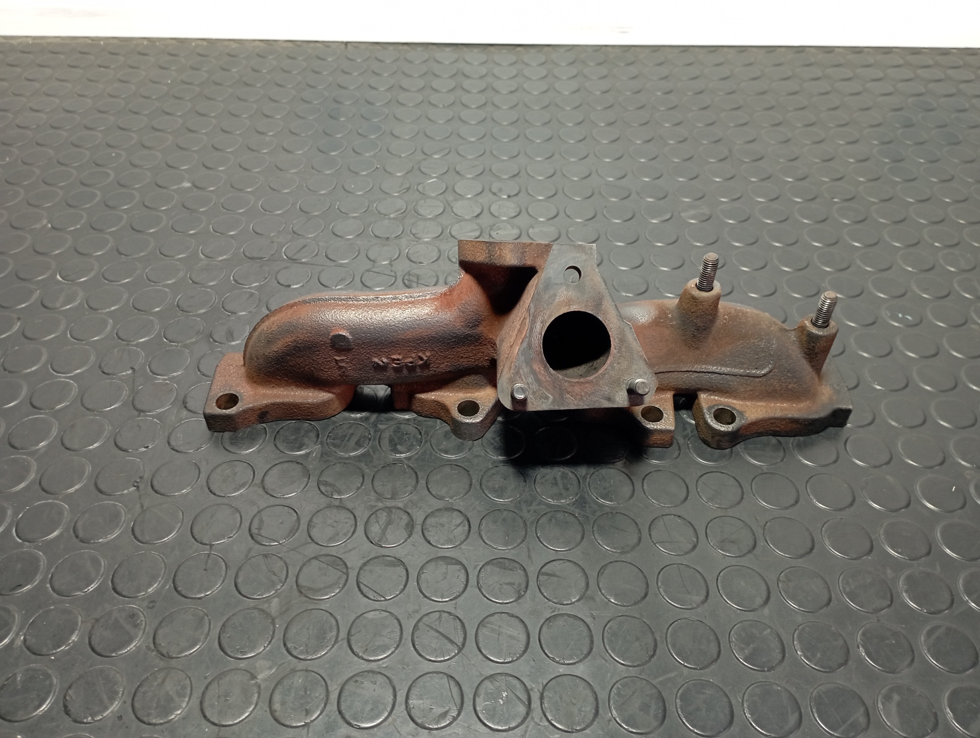 COLECTOR ESCAPE AUDI Q5 (8R) - vista 2