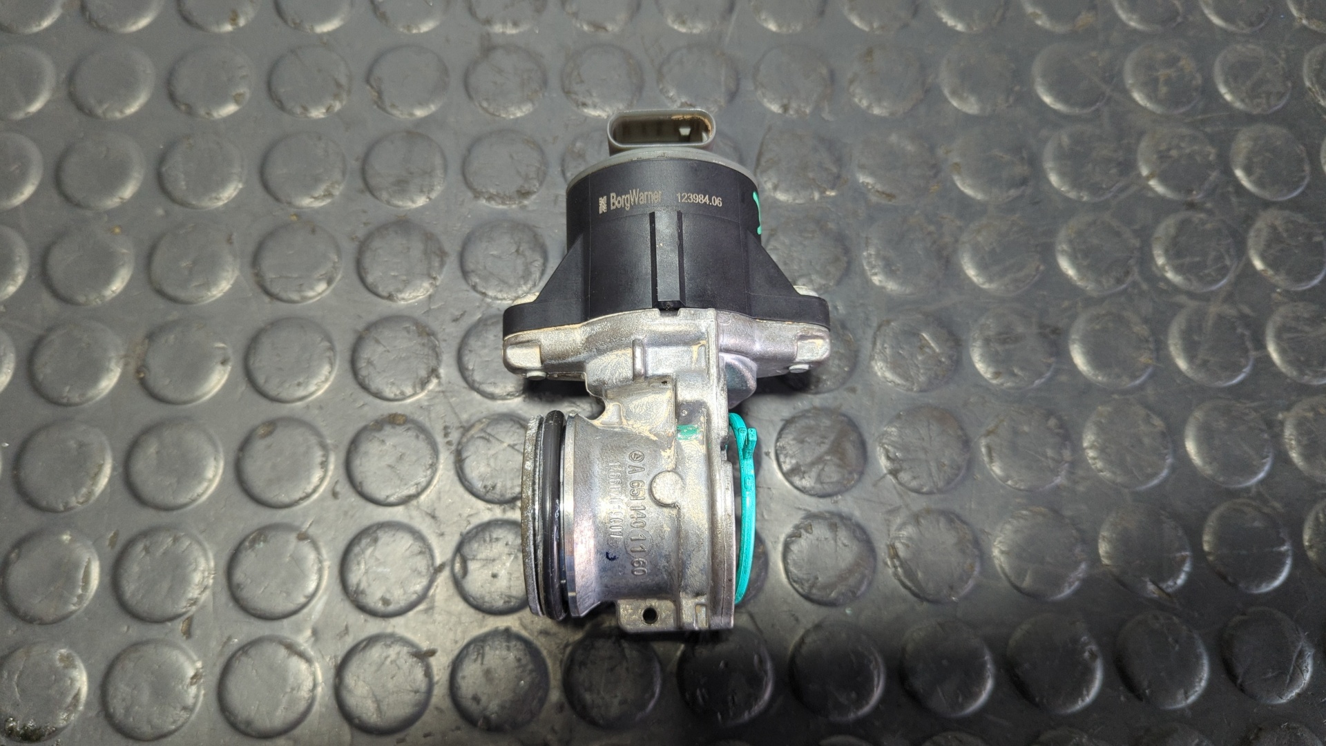 VALVULA EGR MERCEDES-BENZ CLASE A (W176) - vista 3