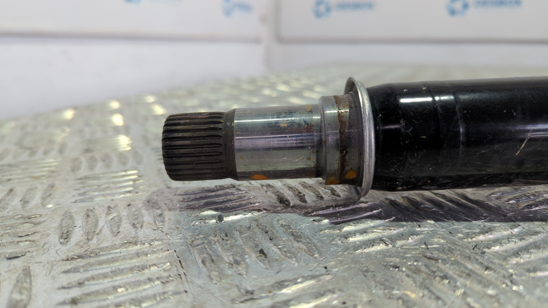 TRANSMISION DELANTERA DERECHA MERCEDES-BENZ CLASE A (W176) - vista 3