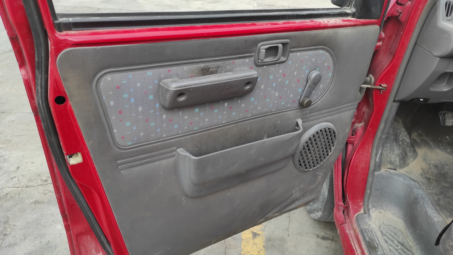 PUERTA TRASERA DERECHA NISSAN VANETTE CARGO - vista 8