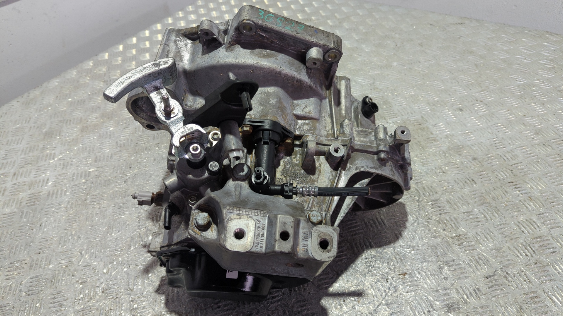 CAJA CAMBIOS VOLKSWAGEN POLO VI (AE1) - vista 5