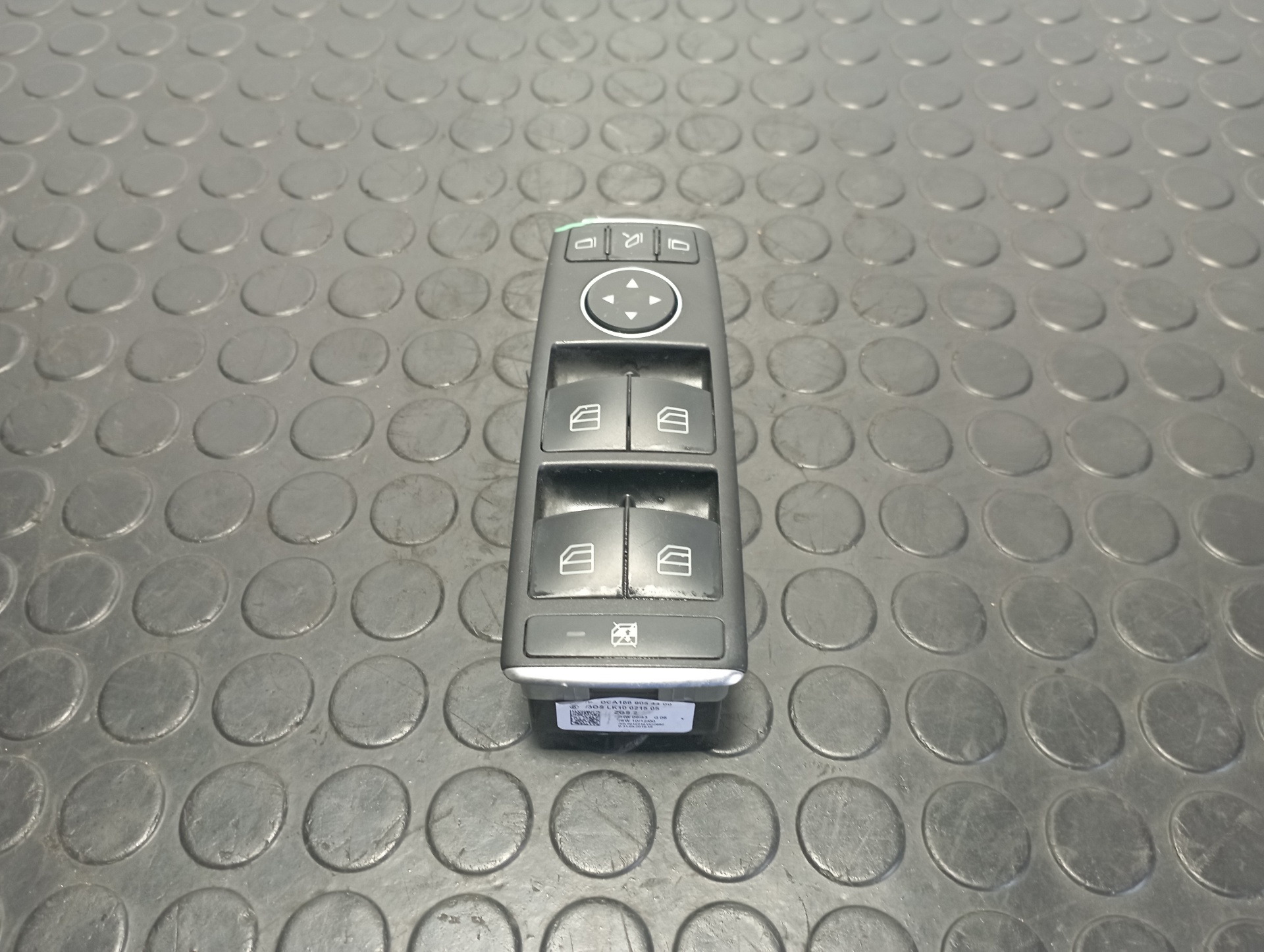 MANDO ELEVALUNAS DELANTERO IZQUIERDO MERCEDES-BENZ CLASE A (W176)