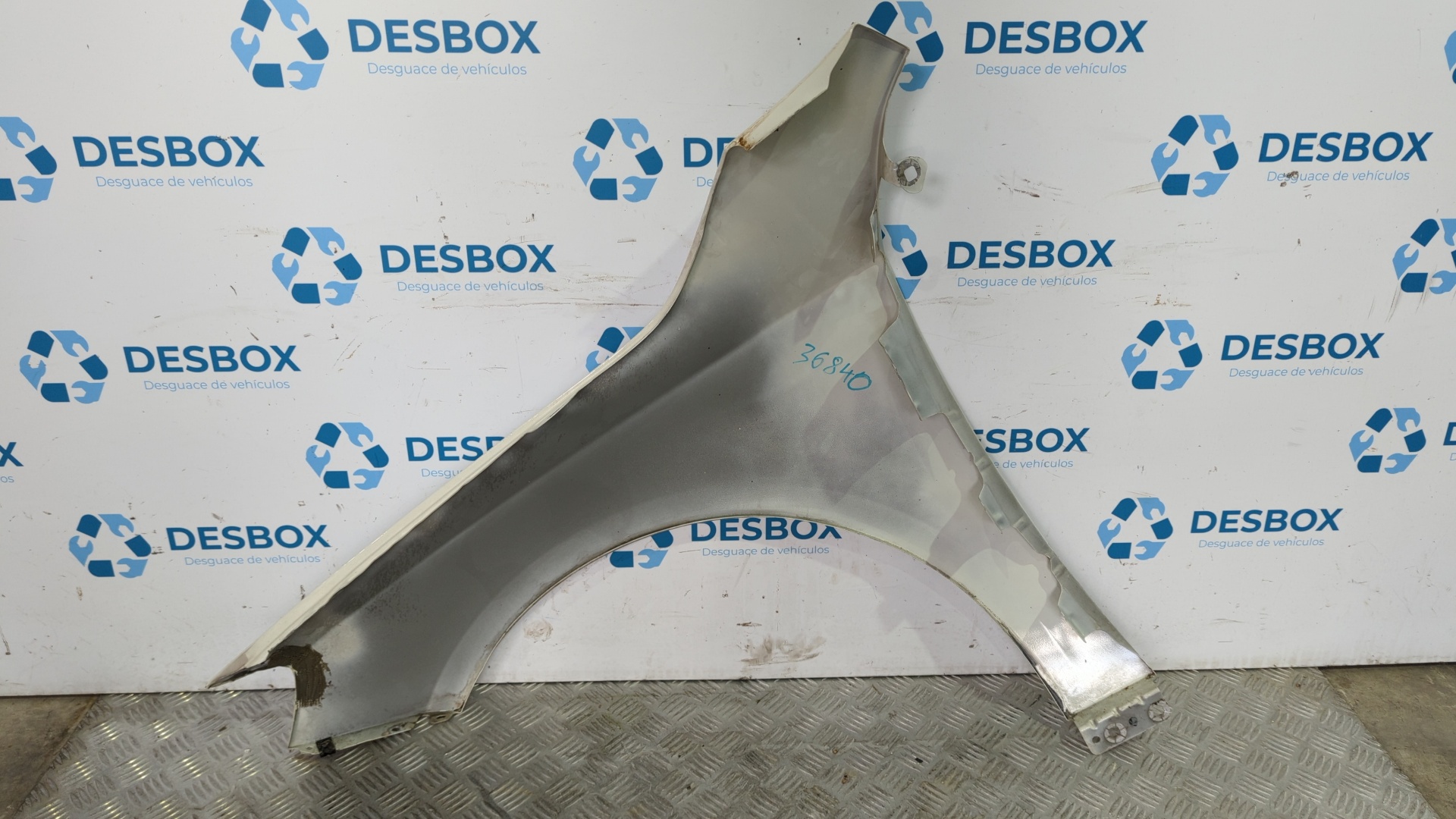 ALETA DELANTERA DERECHA MERCEDES-BENZ CLASE A (W176) - vista 2