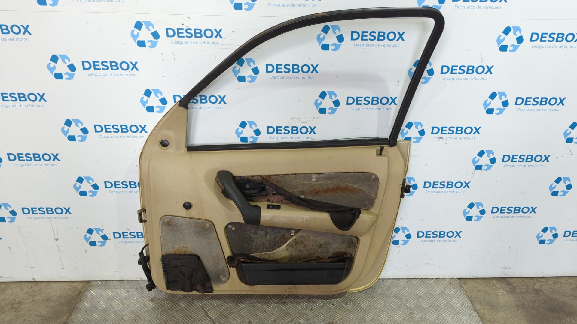 PUERTA DELANTERA DERECHA LIGIER NOVA - vista 3