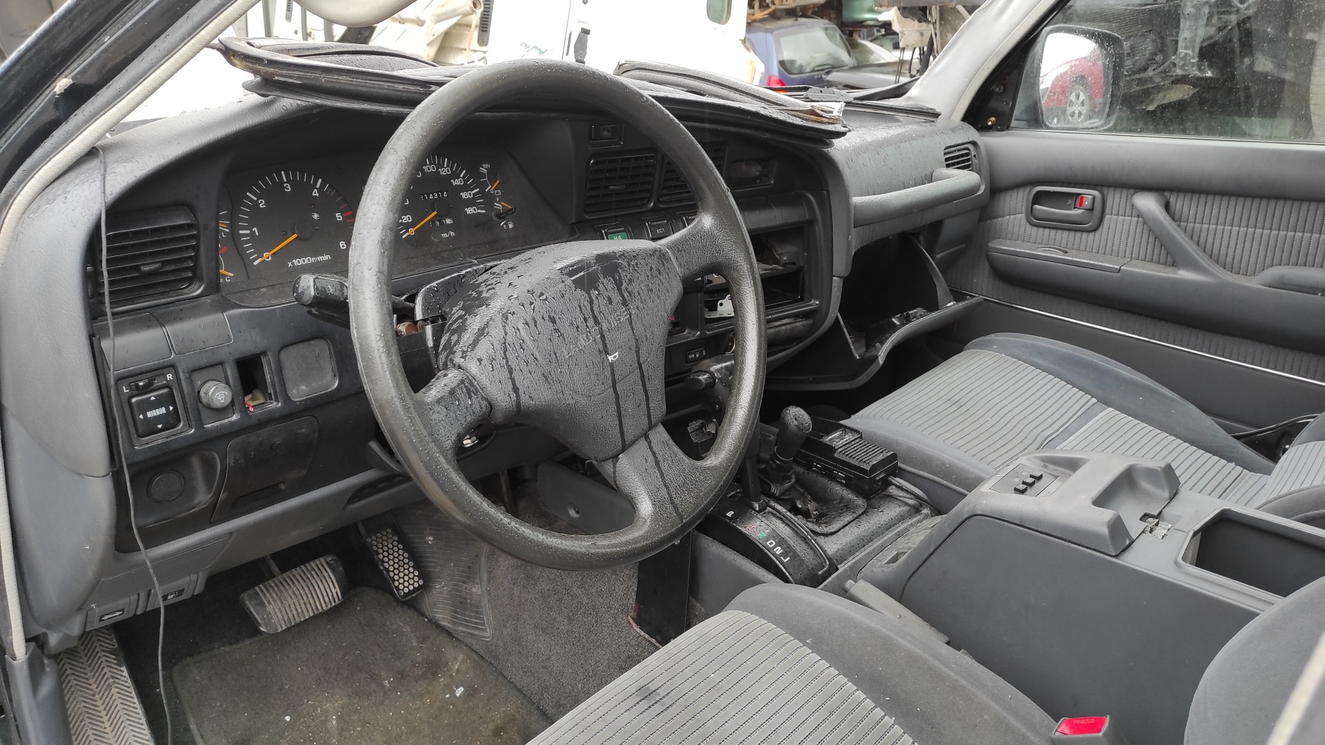 MANGUETA DELANTERA IZQUIERDA TOYOTA LAND CRUISER HDJ80 - vista 3