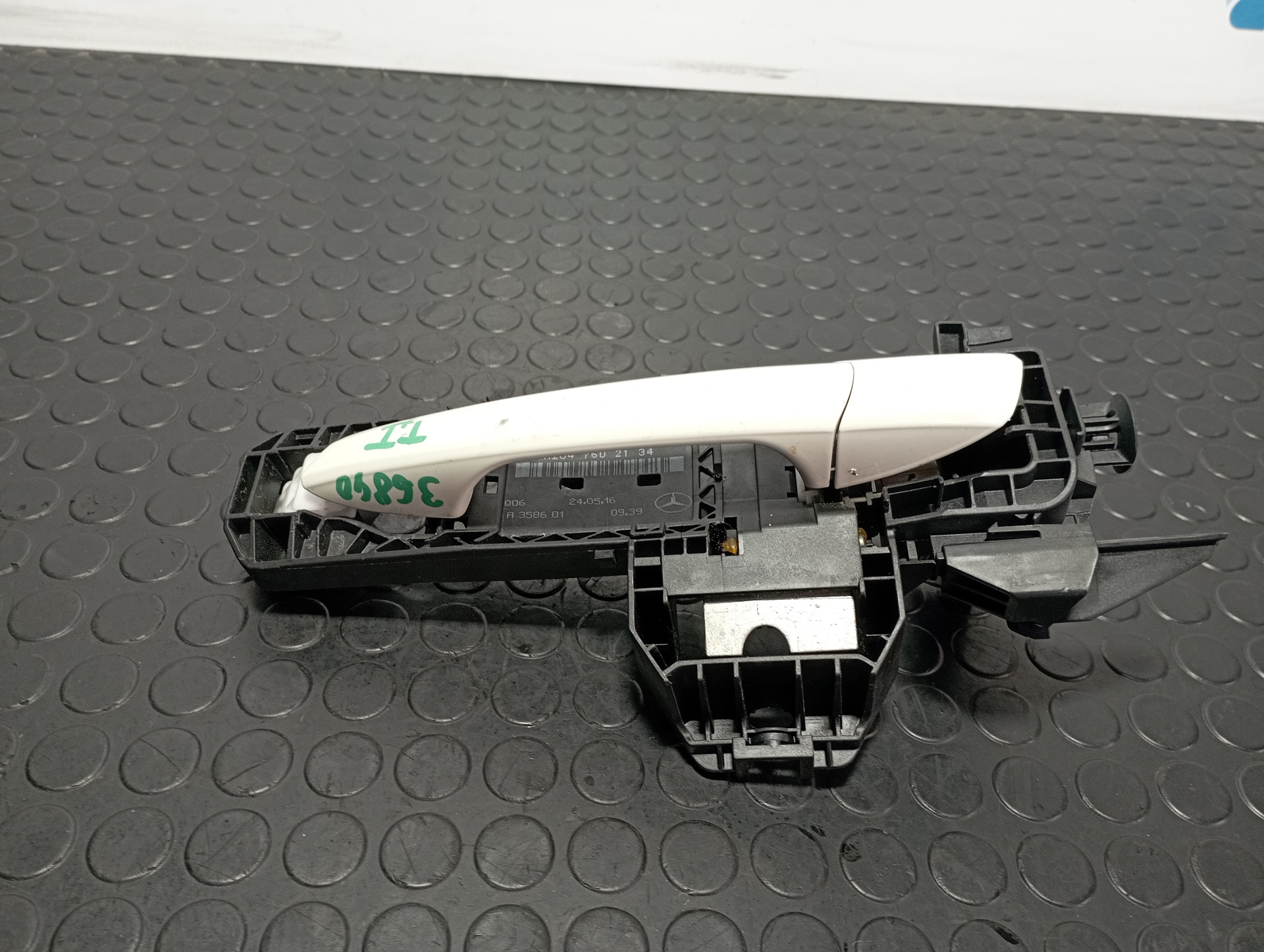 MANETA  TRASERA IZQUIERDA MERCEDES-BENZ CLASE A (W176) - vista 2