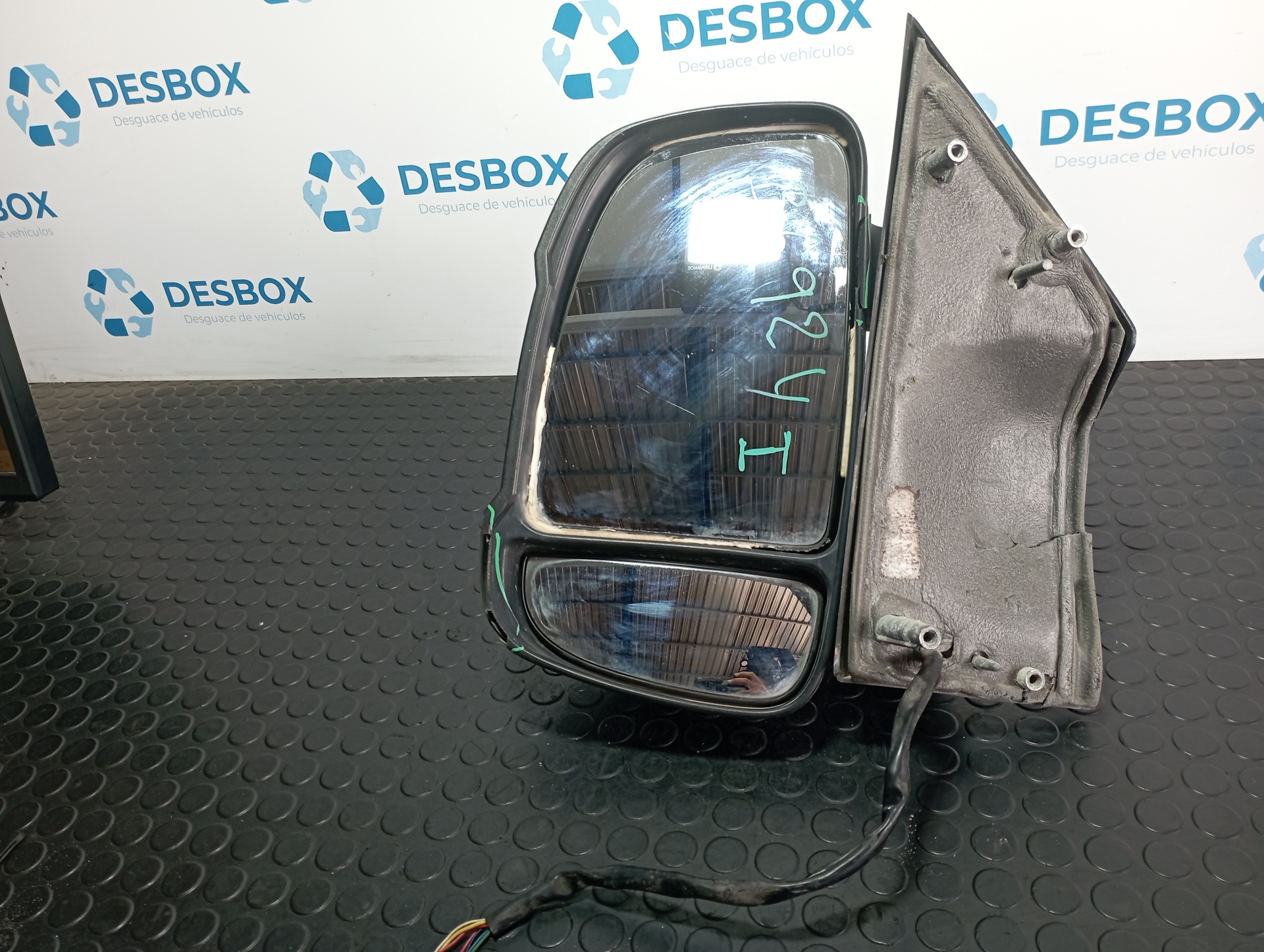 RETROVISOR IZQUIERDO PEUGEOT BOXER CAJA CERR. TECHO ELEVADO (BAT.3450)(335)(2007 =>)