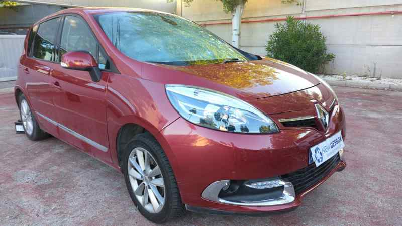 FARO DERECHO RENAULT SCENIC III
