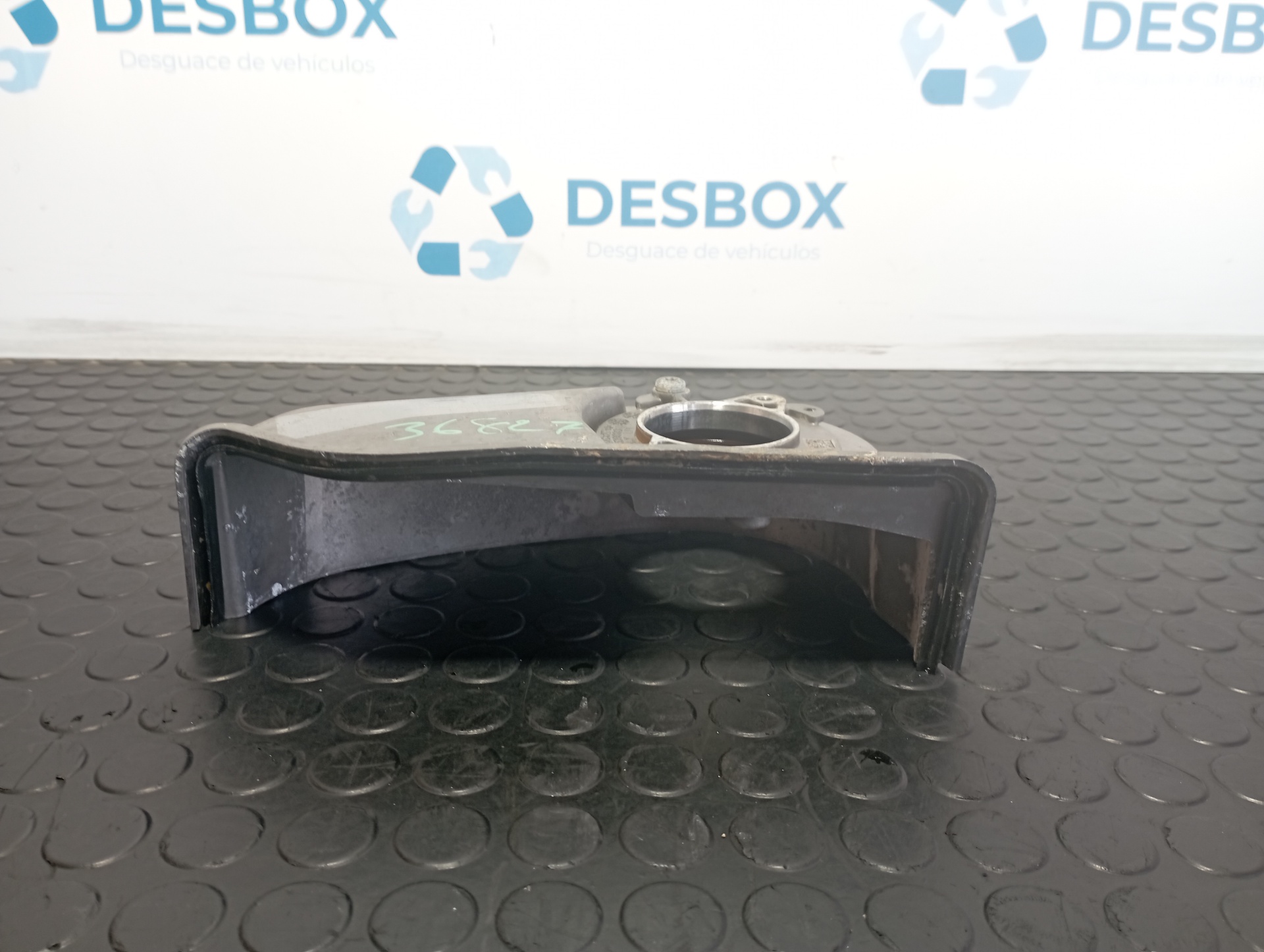 TAPA DISTRIBUCION VOLKSWAGEN POLO VI (AE1) - vista 3