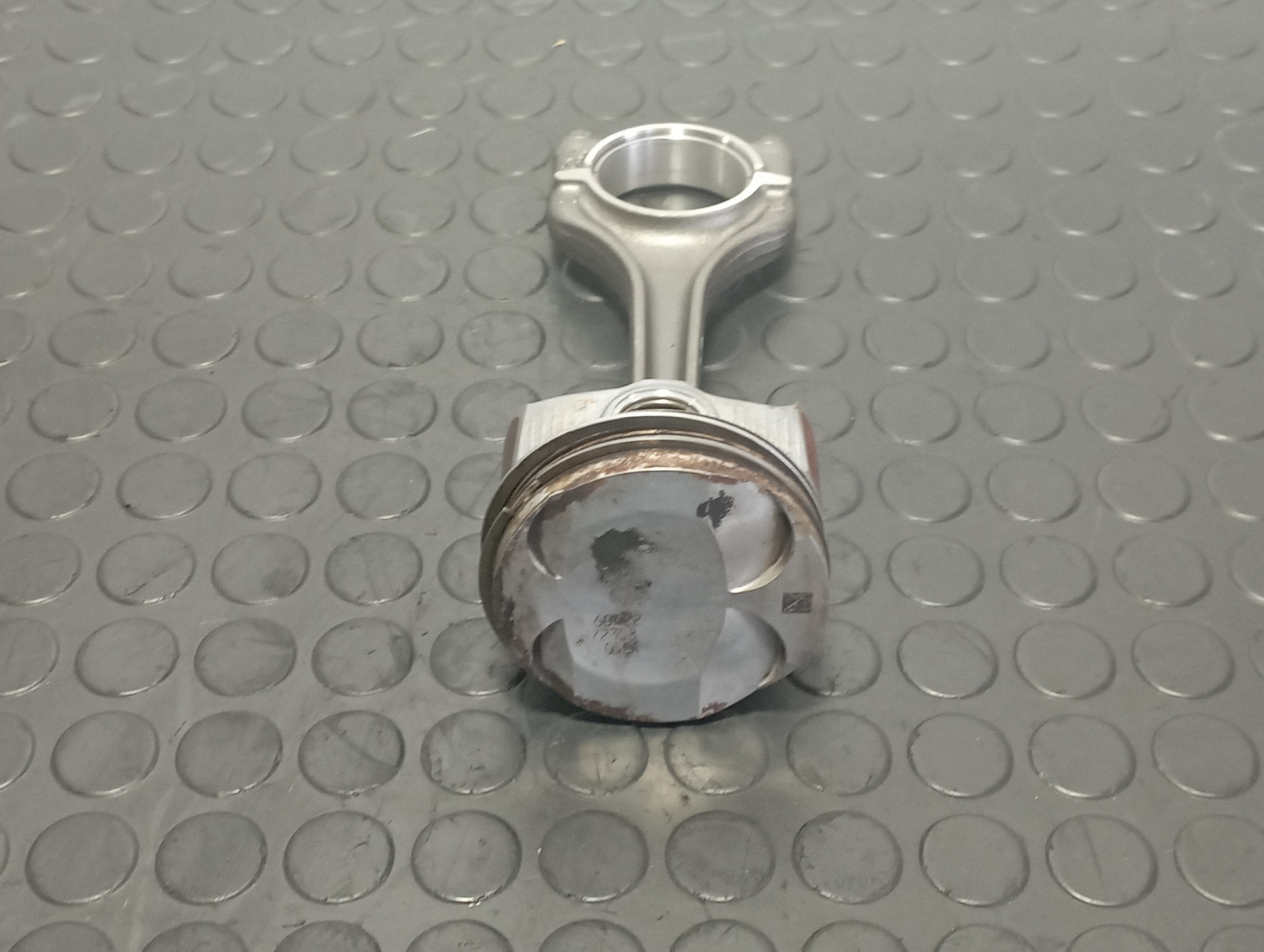 PISTON VOLKSWAGEN POLO VI (AE1)