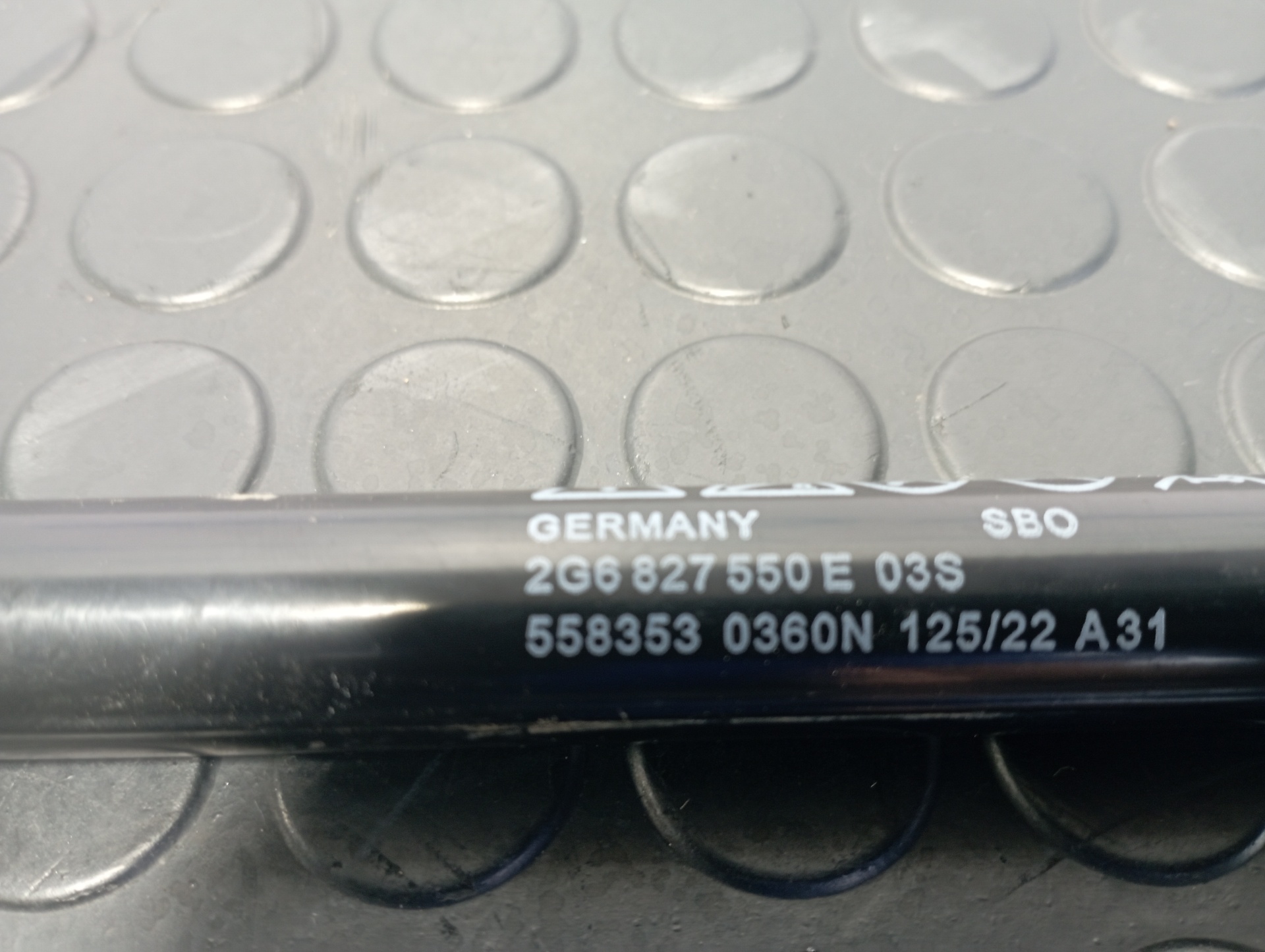 AMORTIGUADORES CAPO VOLKSWAGEN POLO VI (AE1) - vista 3