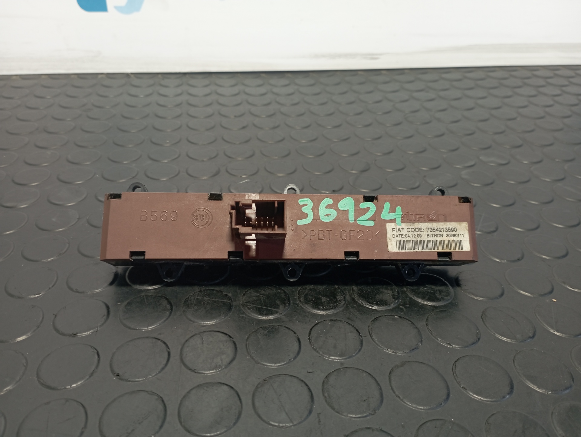 MANDO MULTIFUNCION PEUGEOT BOXER CAJA CERR. TECHO ELEVADO (BAT.3450)(335)(2007 =>) - vista 2