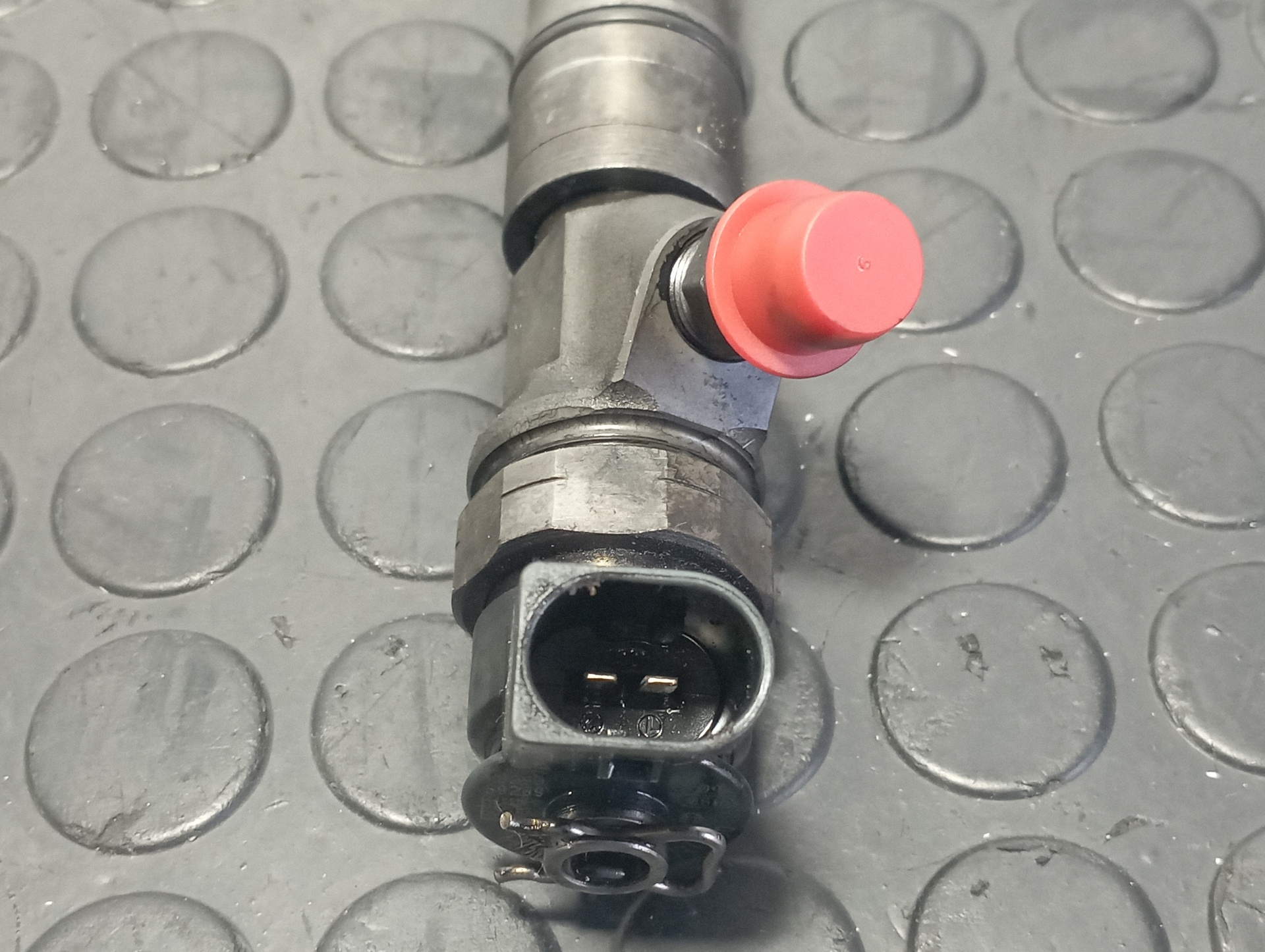 INYECTOR BMW SERIE 1 BERLINA (E81/E87) - vista 2