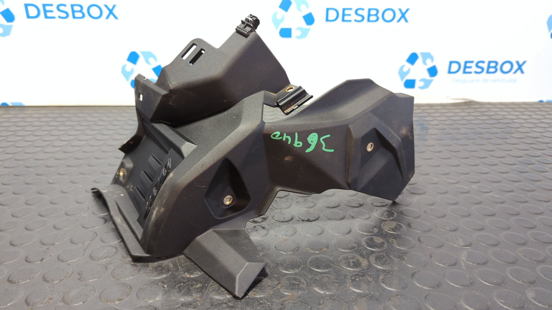 GUARDABARROS TRASERO BMW C 400 X