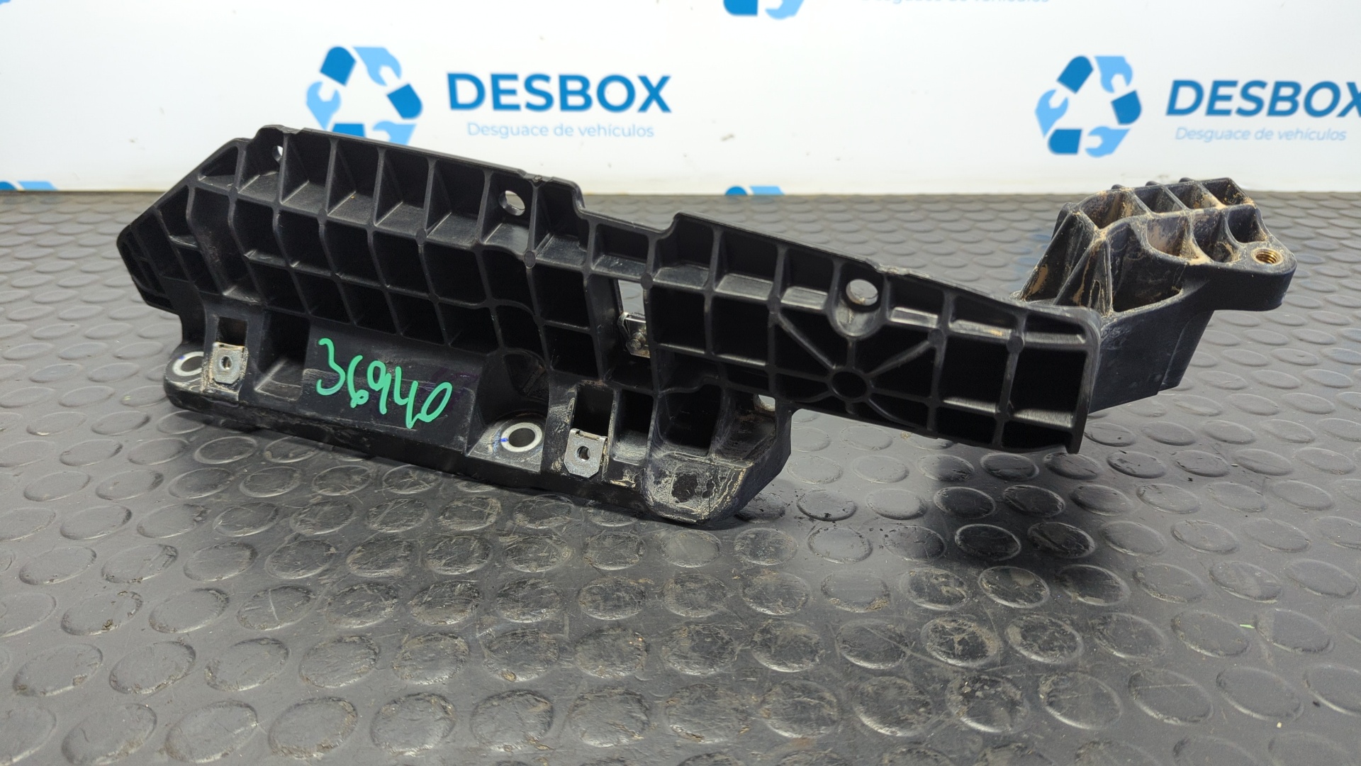 ESTRIBERA DERECHA BMW C 400 X - vista 2