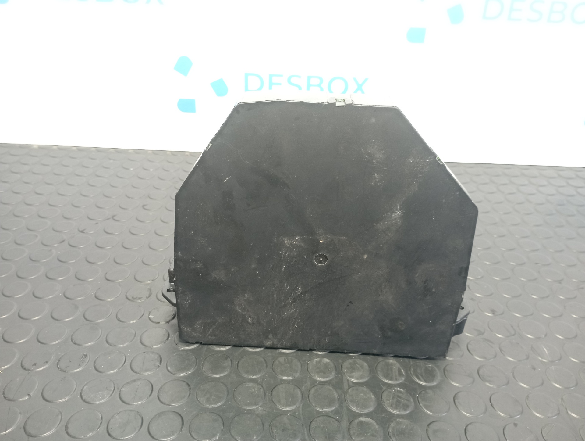 CAJA RELES / FUSIBLES MERCEDES-BENZ CLASE C (W204) LIM. - vista 2