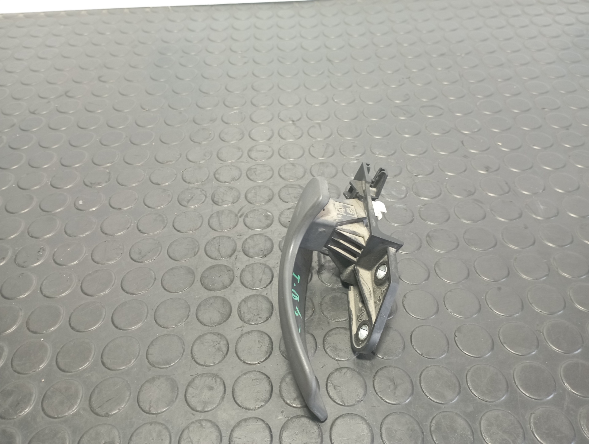 MANETA INTERIOR DELANTERA IZQUIERDA PEUGEOT BOXER CAJA CERR. TECHO ELEVADO (BAT.3450)(335)(2007 =>) - vista 3