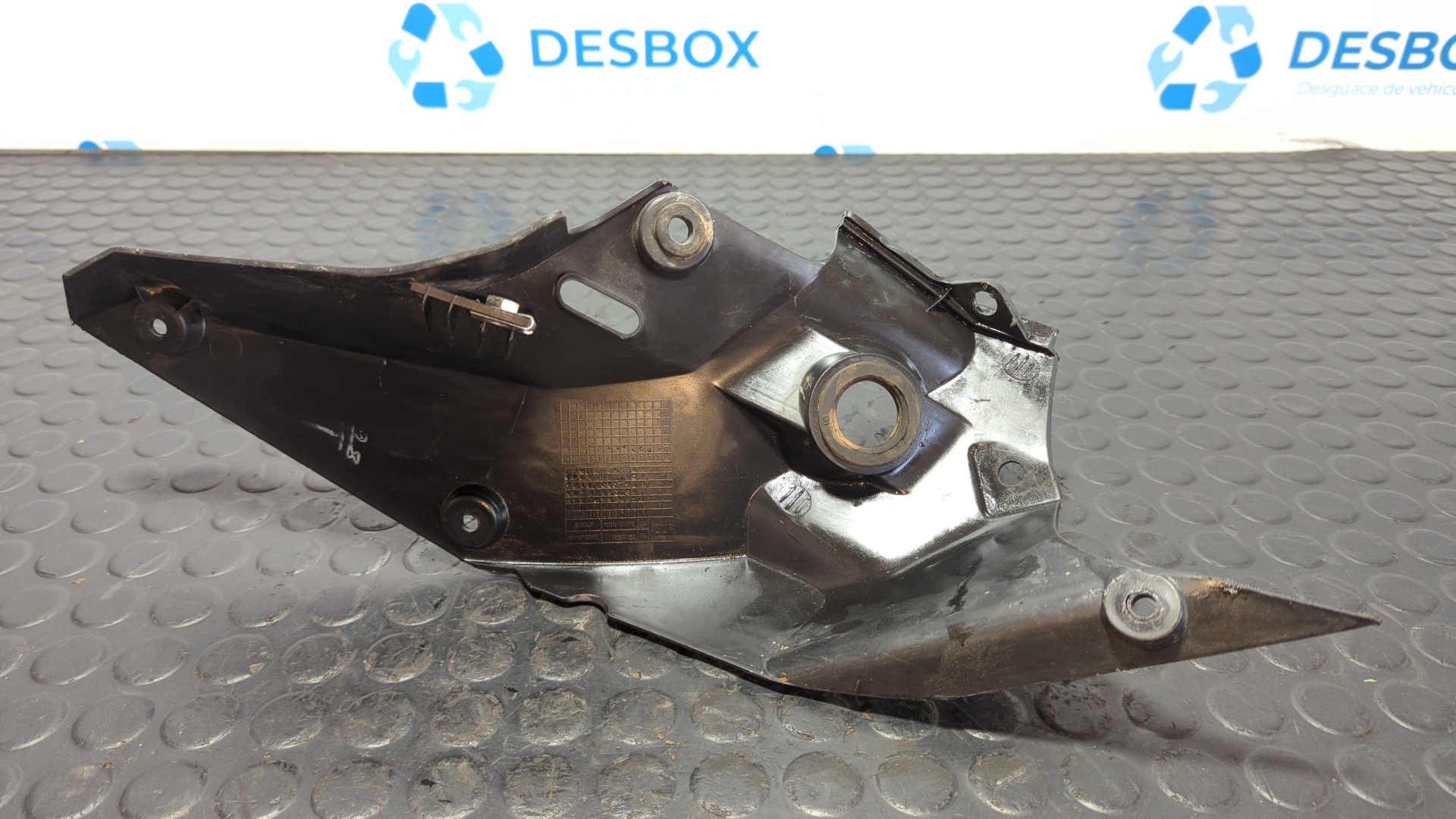 MOLDURA KTM 125 DUKE - vista 2