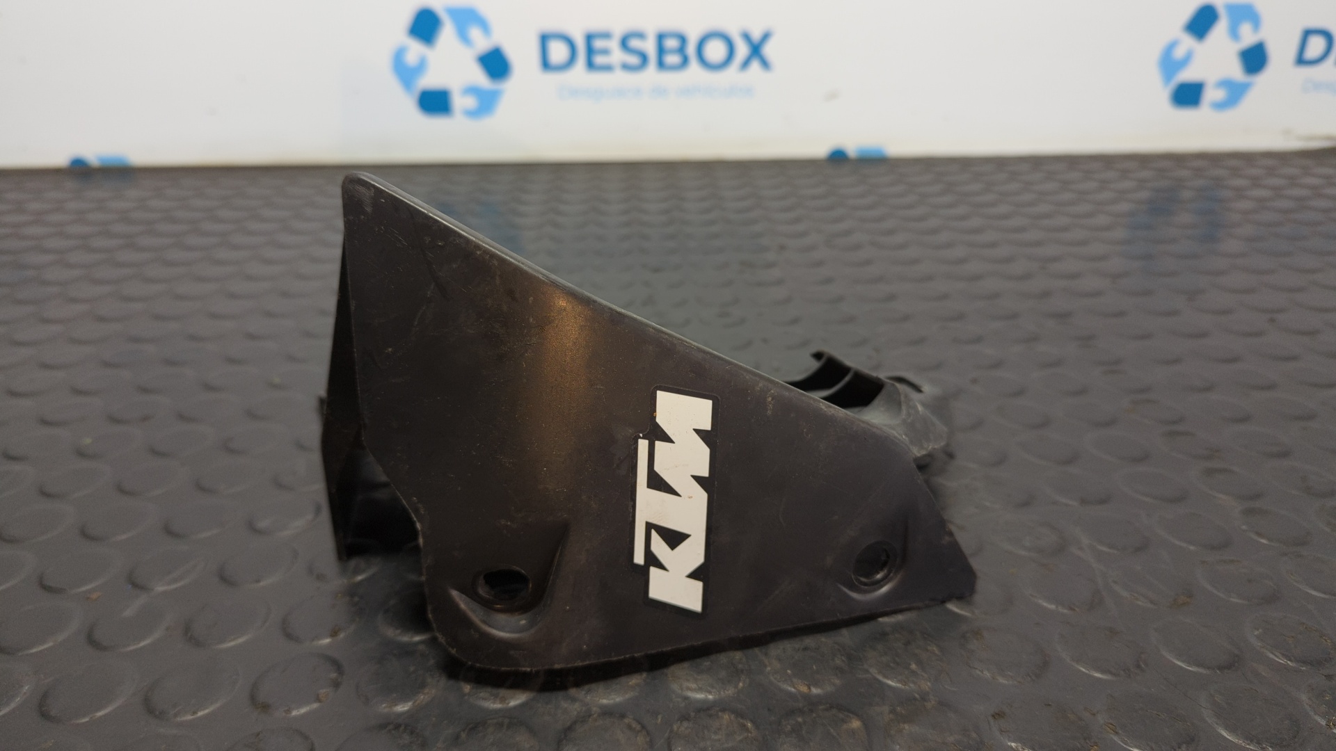 MOLDURA KTM 125 DUKE - vista 3