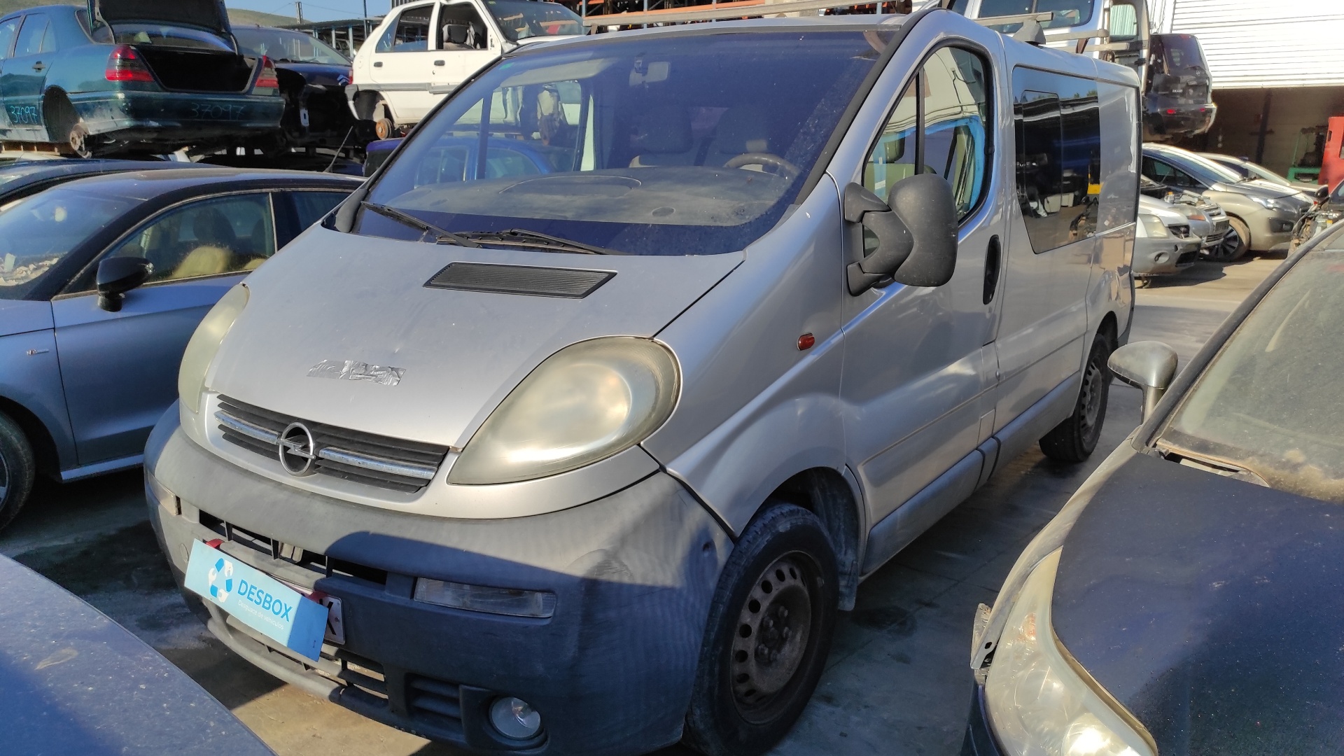 PUERTA DELANTERA DERECHA OPEL VIVARO - vista 2