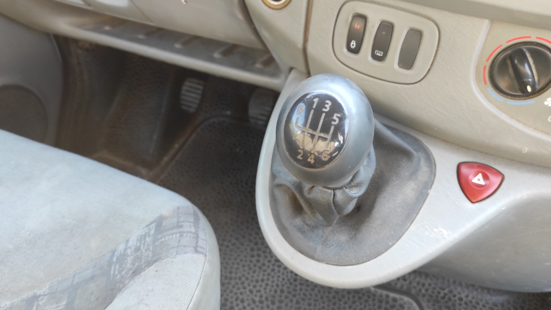 PUERTA DELANTERA DERECHA OPEL VIVARO - vista 12