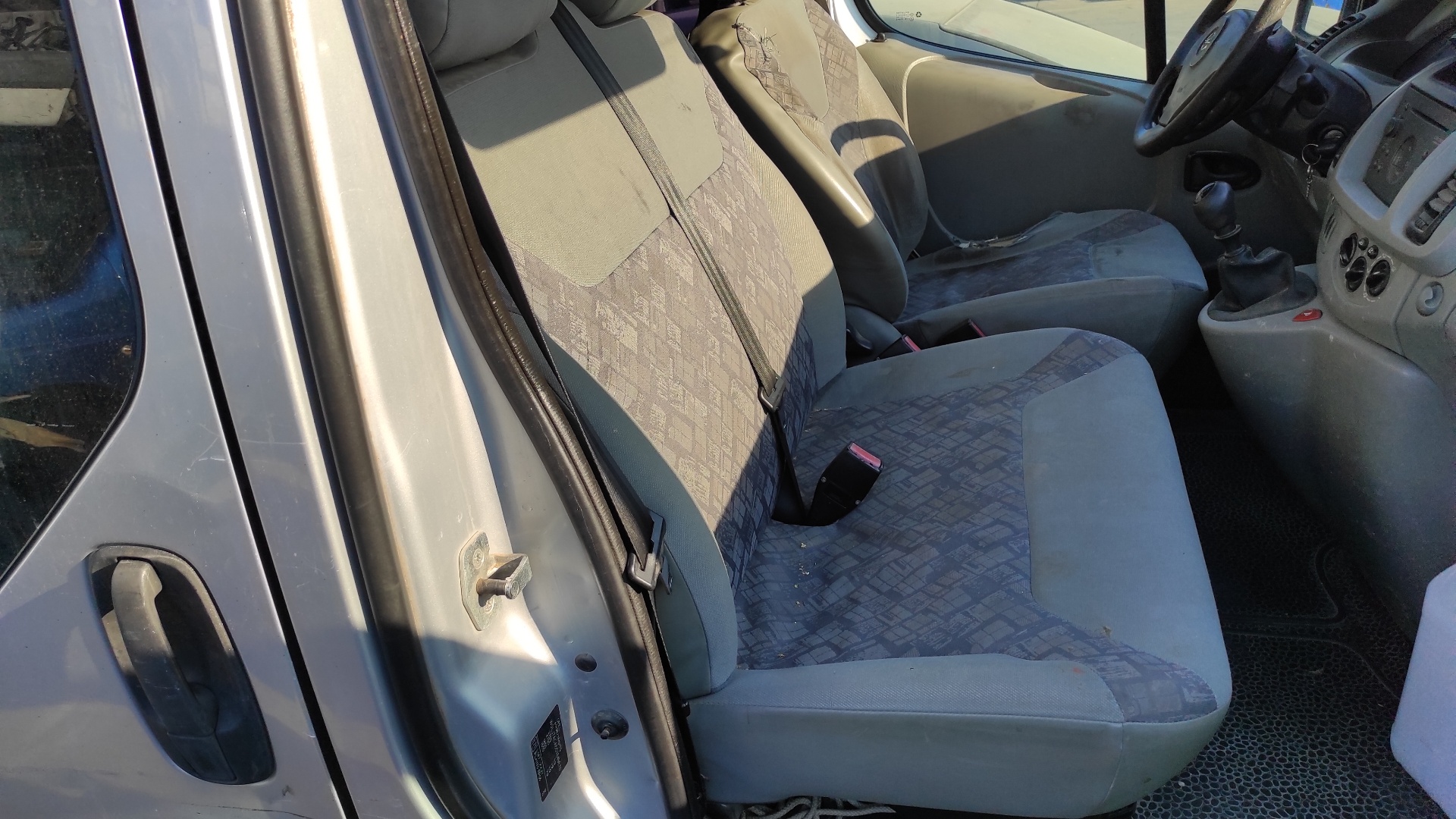 PUERTA DELANTERA DERECHA OPEL VIVARO - vista 11