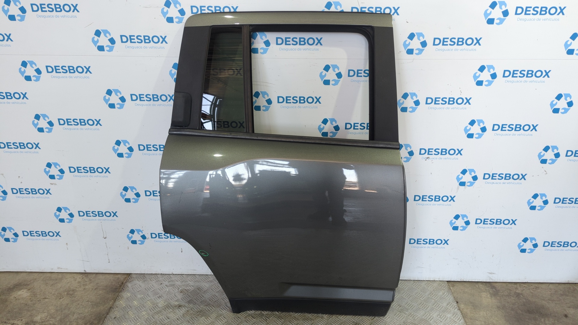 PUERTA TRASERA DERECHA CHRYSLER JEEP COMPASS