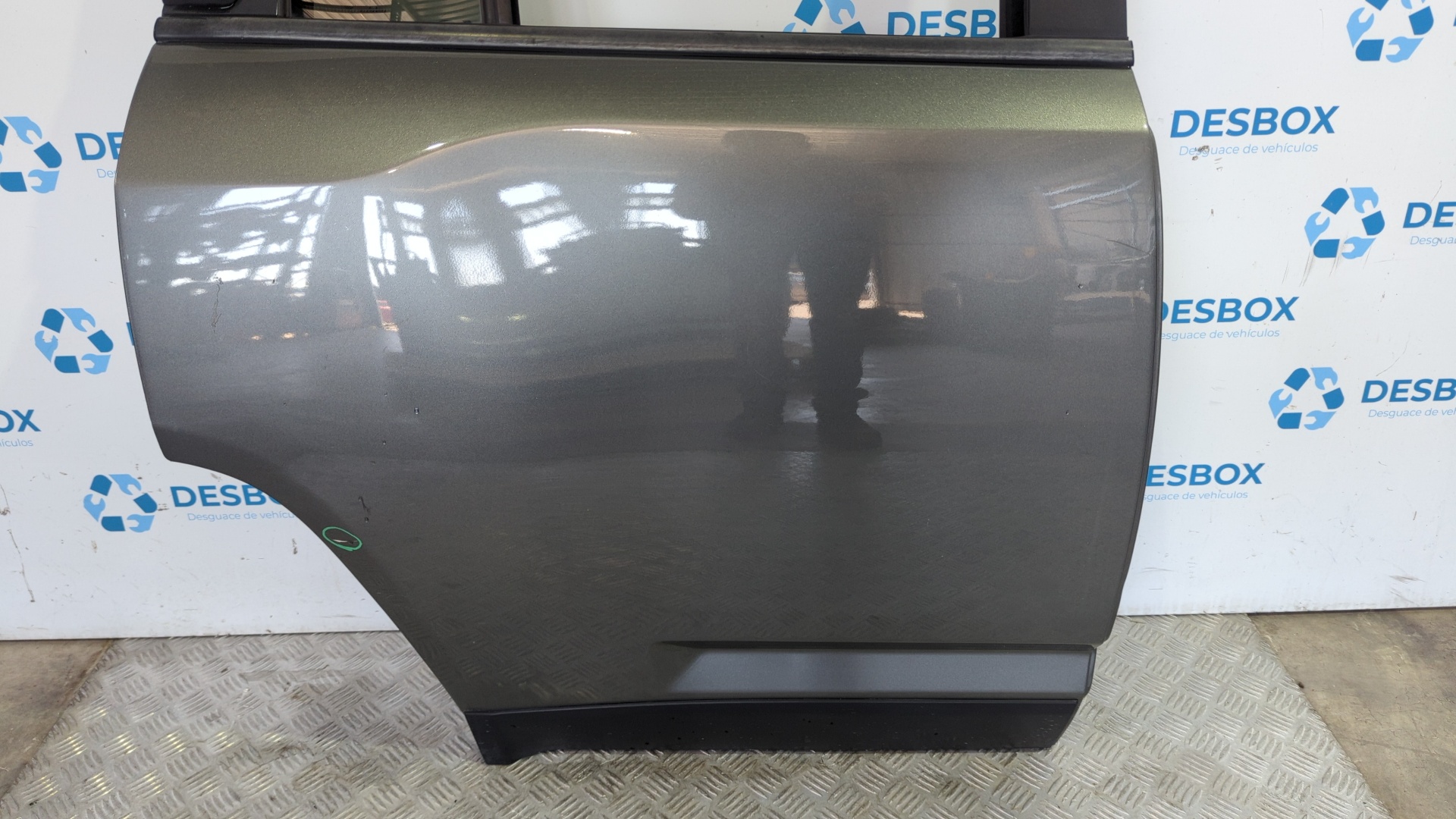 PUERTA TRASERA DERECHA CHRYSLER JEEP COMPASS - vista 2