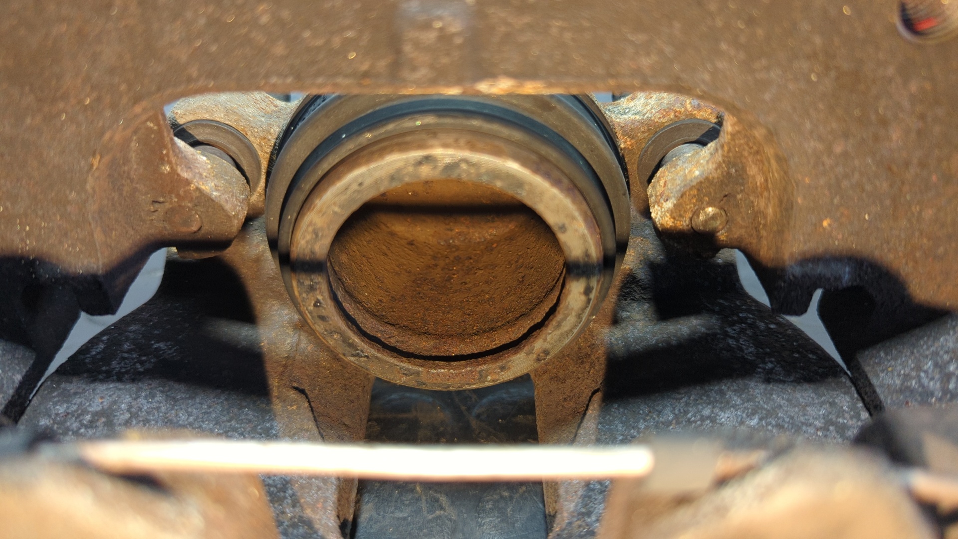 PINZA DE FRENO DELANTERA DERECHA VOLVO XC70 - vista 2