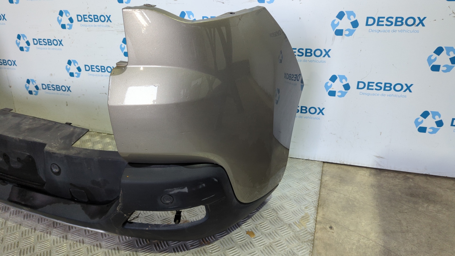 PARAGOLPES TRASERO PEUGEOT 3008 - vista 8