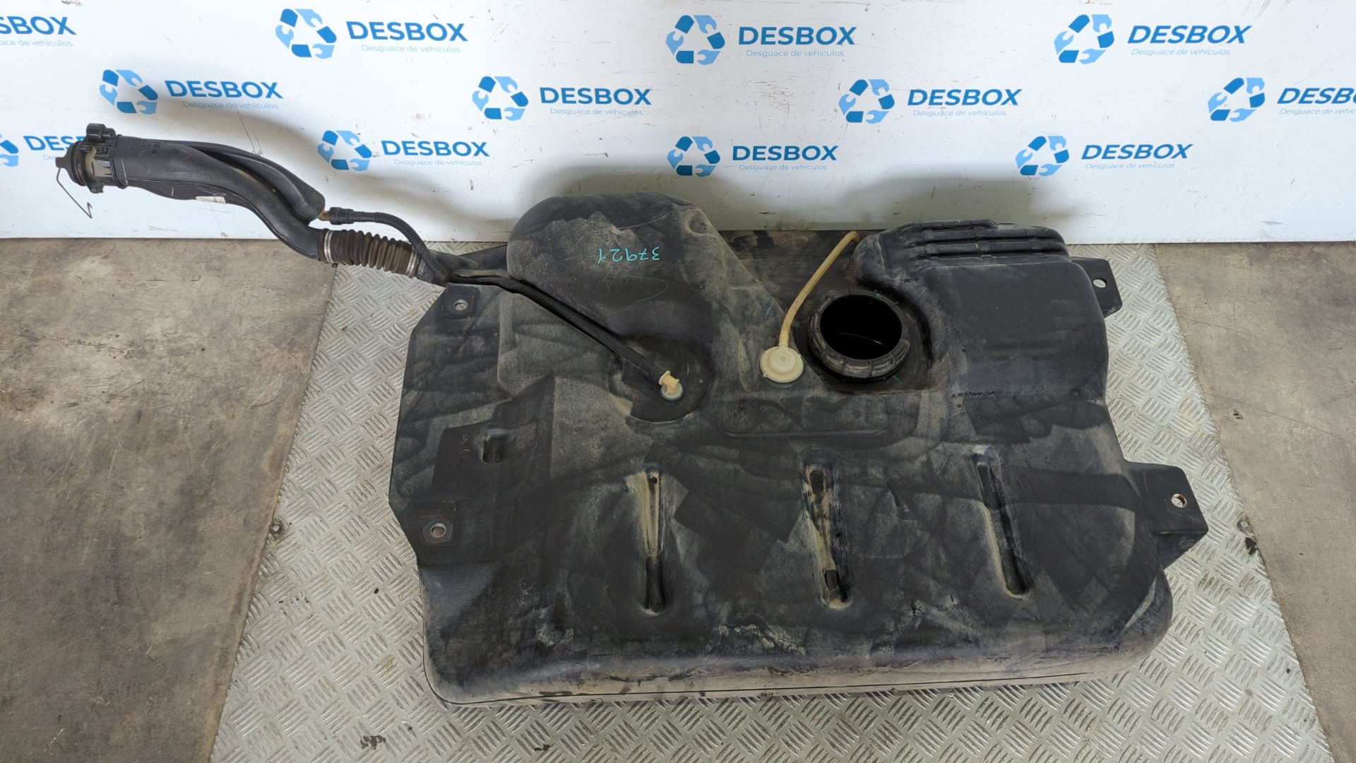 DEPOSITO COMBUSTIBLE OPEL VIVARO