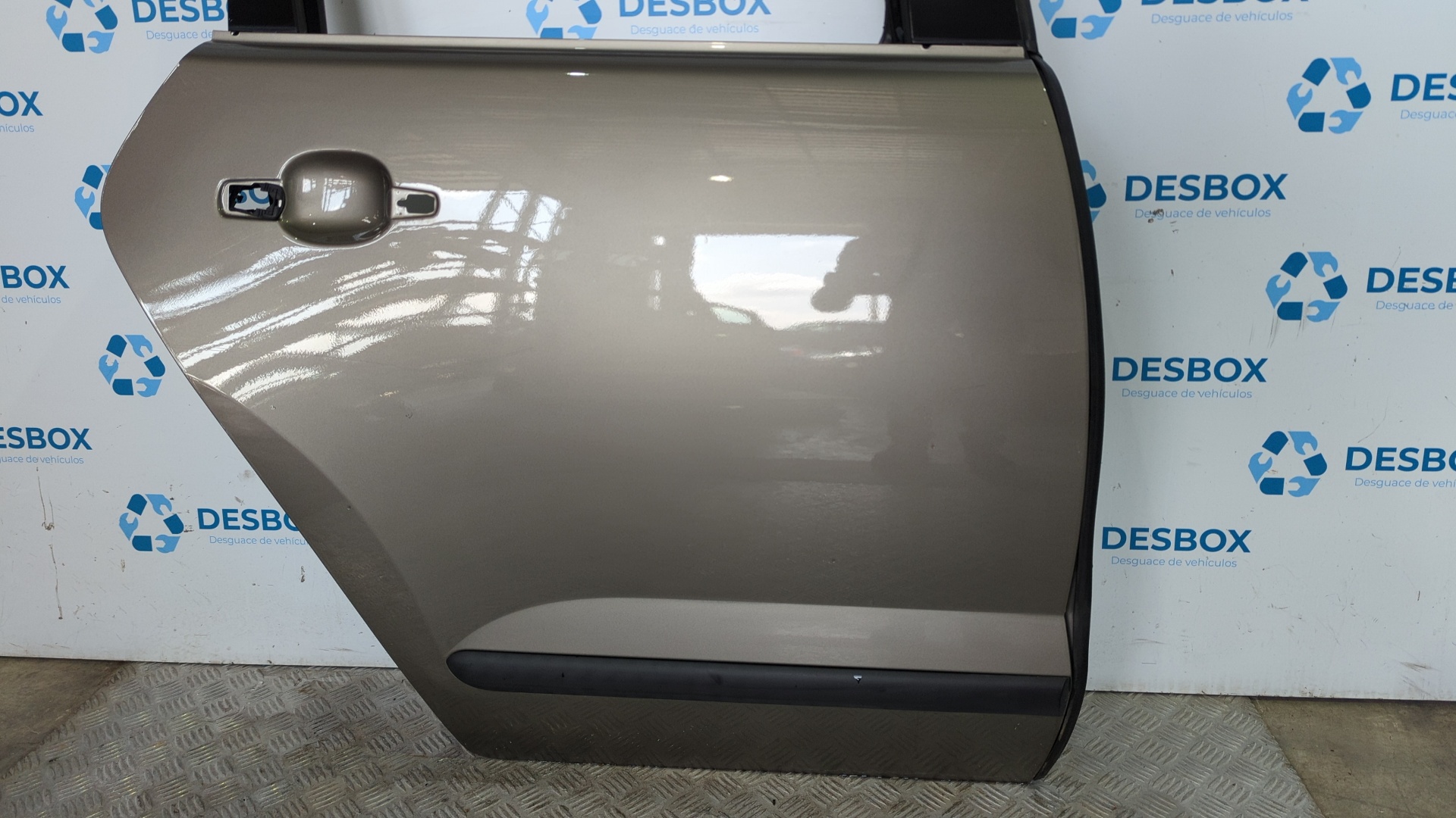 PUERTA TRASERA DERECHA PEUGEOT 3008 - vista 2