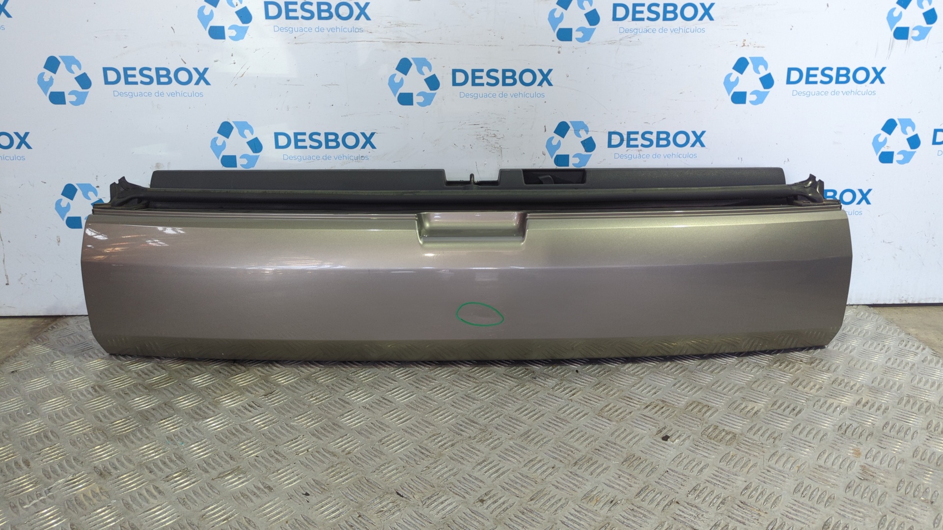 PORTON TRASERO PEUGEOT 3008