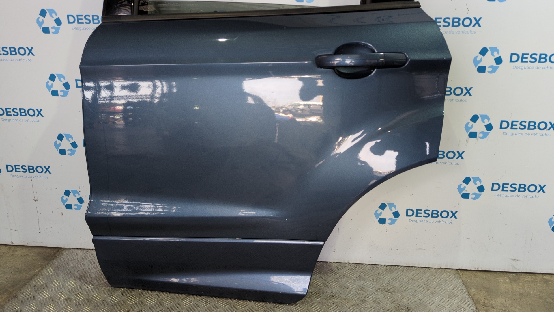 PUERTA TRASERA IZQUIERDA FORD KUGA - vista 2